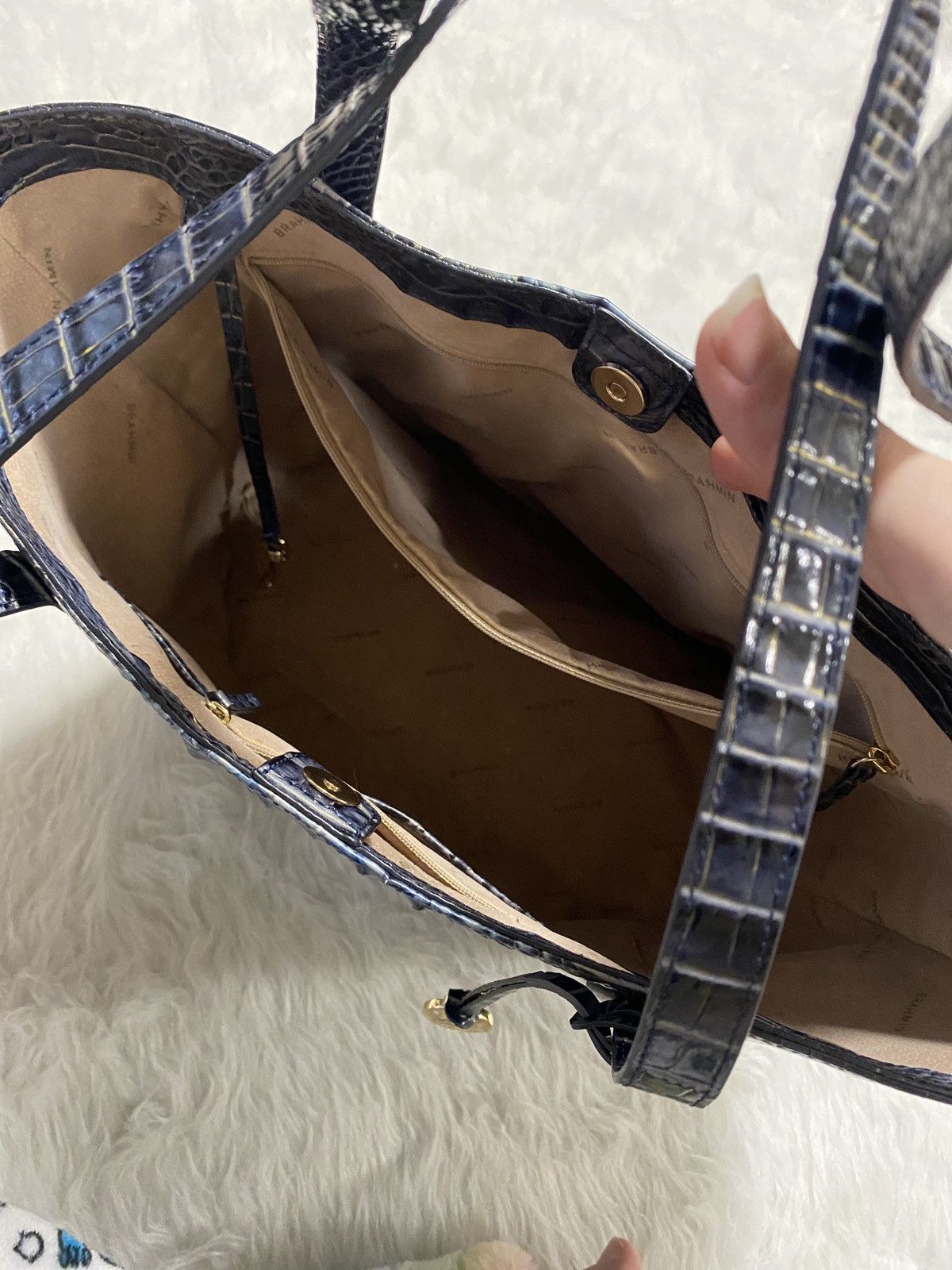 BRAHMIN Brahmin Misha Carryall XL Tote x wallet deep blue croc Size ONE SIZE - 9 Thumbnail