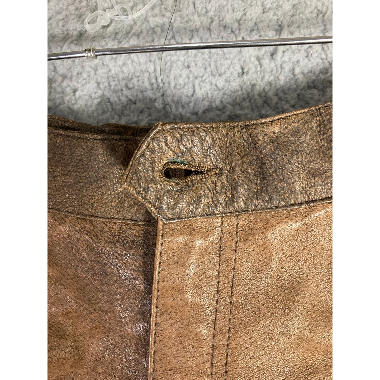 Vintage Women's Vintage Leather Pants Brown Size 8 80s International Size 30" / US 8 / IT 44 - 7 Thumbnail