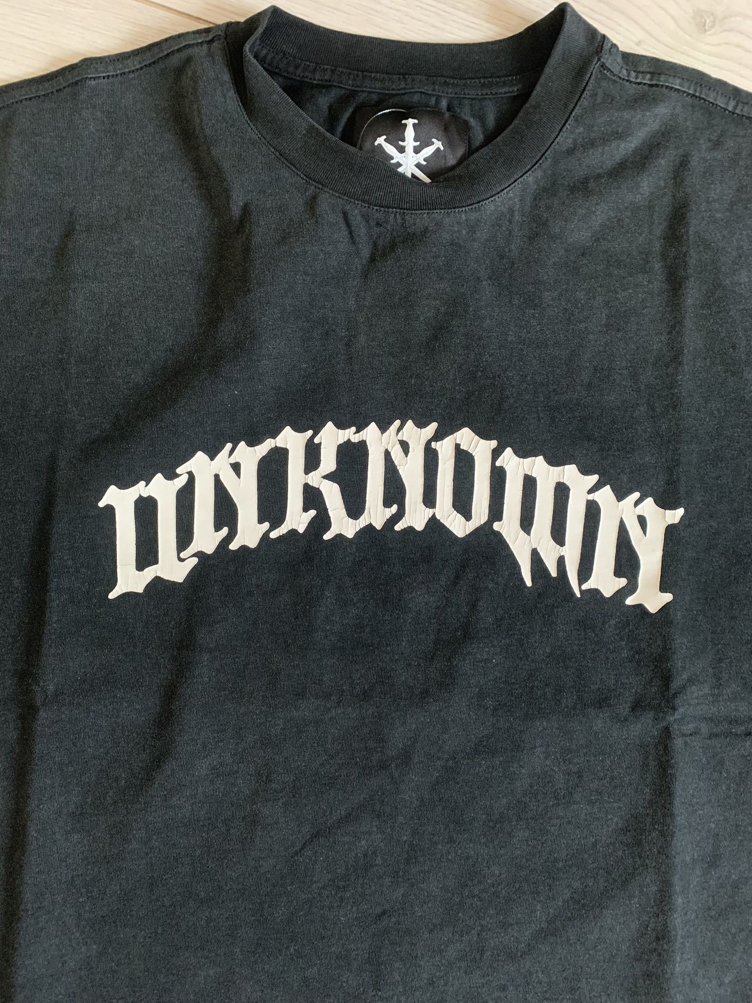 Unknown London Unknown London Gothic Unknown Logo Tee Size US L / EU 52-54 / 3 - 2 Thumbnail