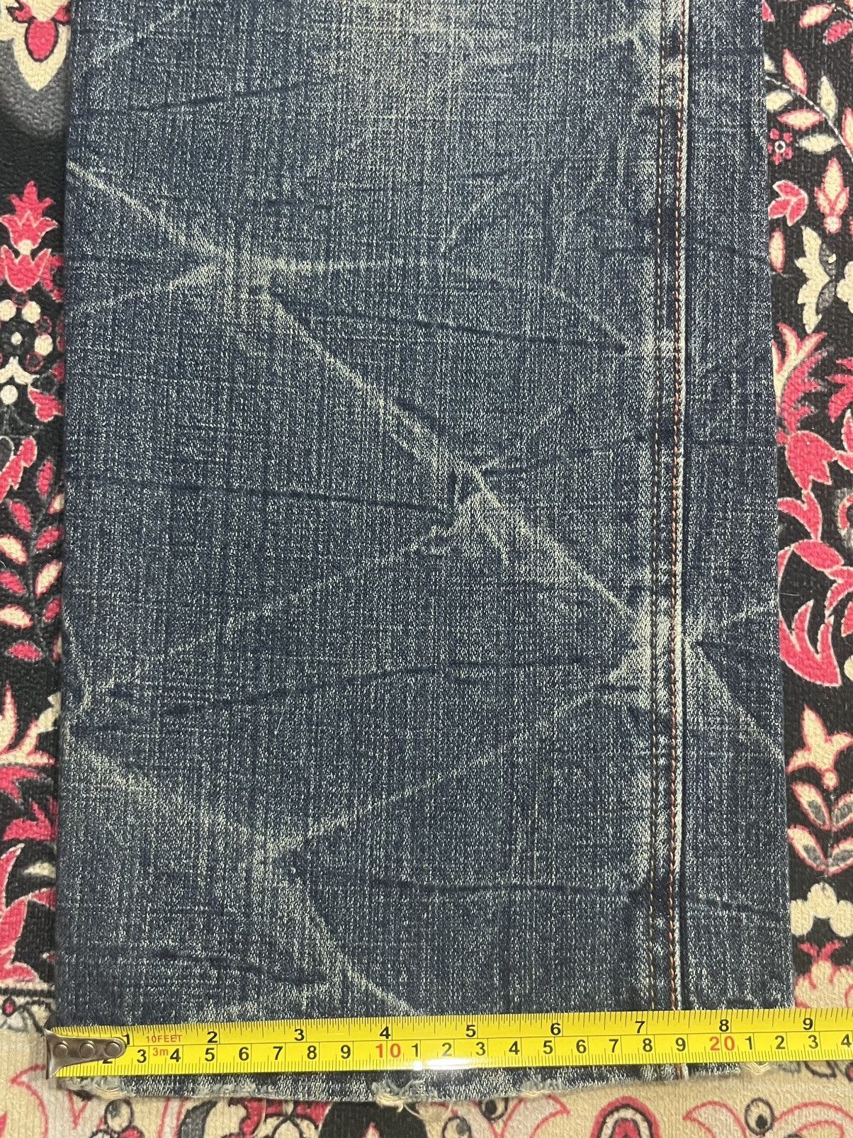 Le Grande Bleu (L.G.B.) Vintage African Taro Shattered Double Waist Distressed Jeans Size US 31 - 16 Thumbnail