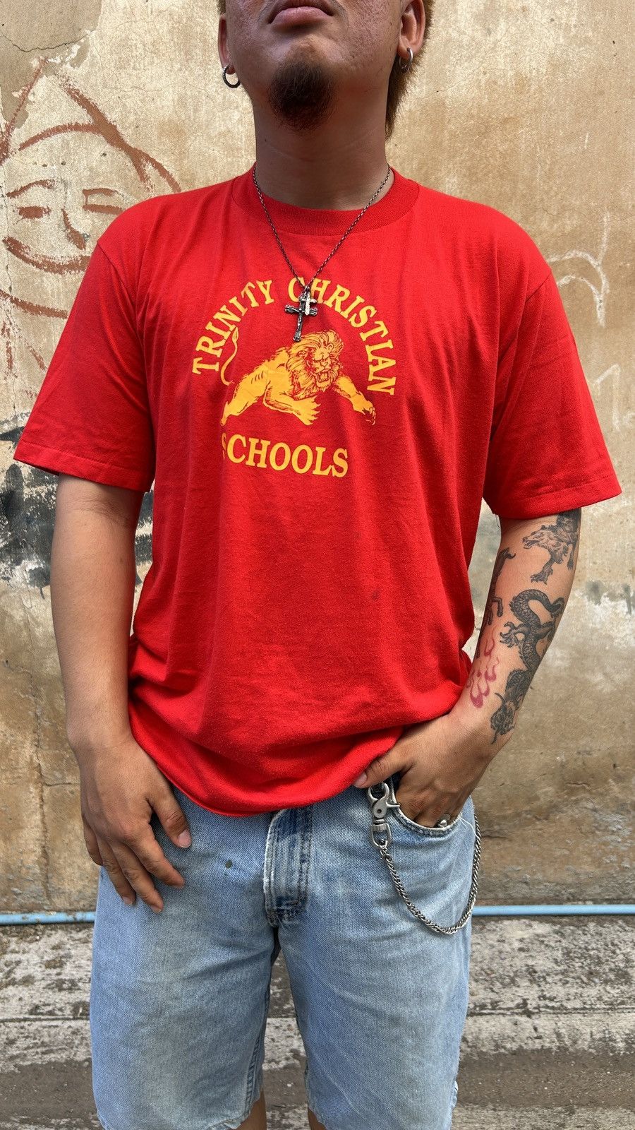 Vintage 1980s Trinity Christian School Varsity Tee Size US L / EU 52-54 / 3 - 6 Thumbnail