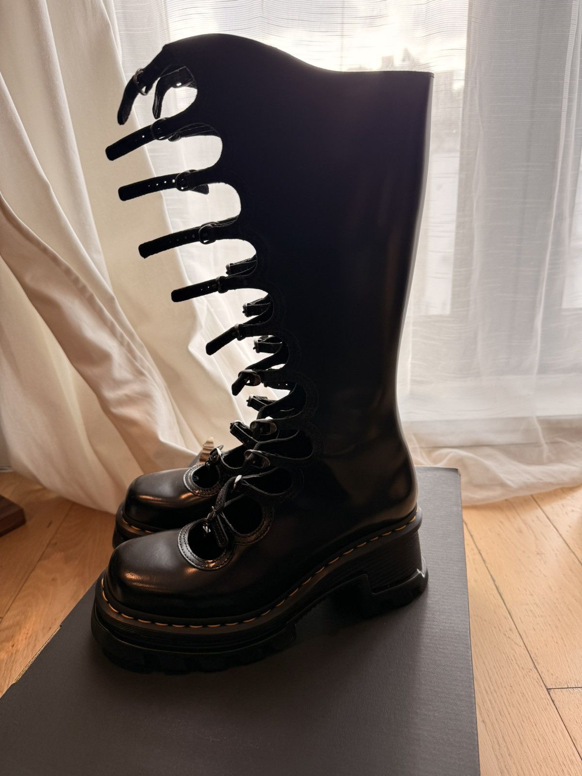 Dr. Martens × Marc Jacobs Dr Martens x Marc Jacobs Kiki Boot Size US 9 / IT 39 - 3 Thumbnail