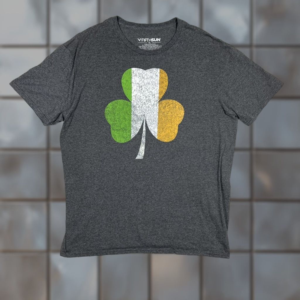 Vintage FifthSun Mens XL Dark Grey T-Shirt Ireland Themed Clover Graphic Tee Size US XL / EU 56 / 4 - 1 Thumbnail