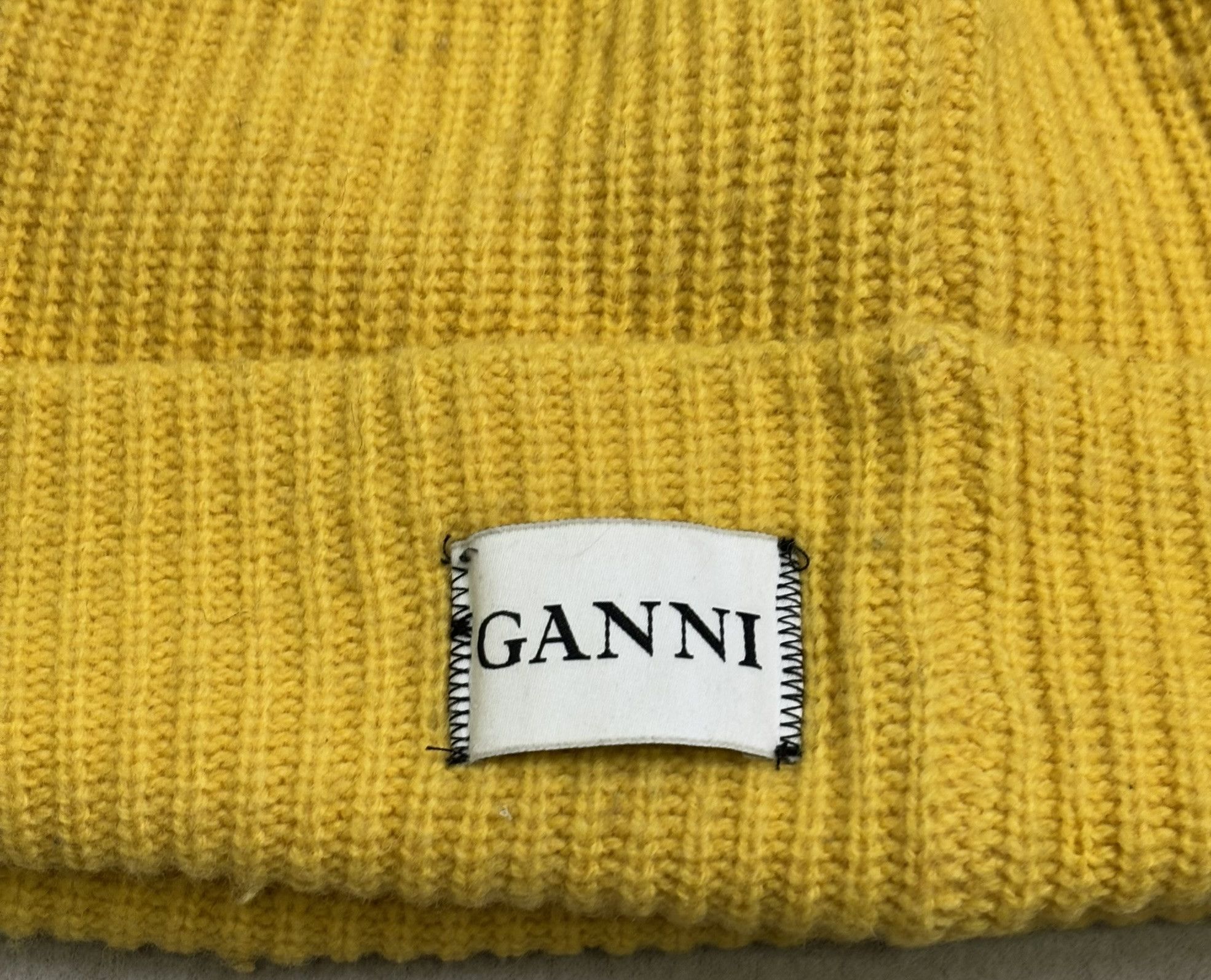 Gianni Valentino Ganni winter hat size Universal Size ONE SIZE - 2 Thumbnail
