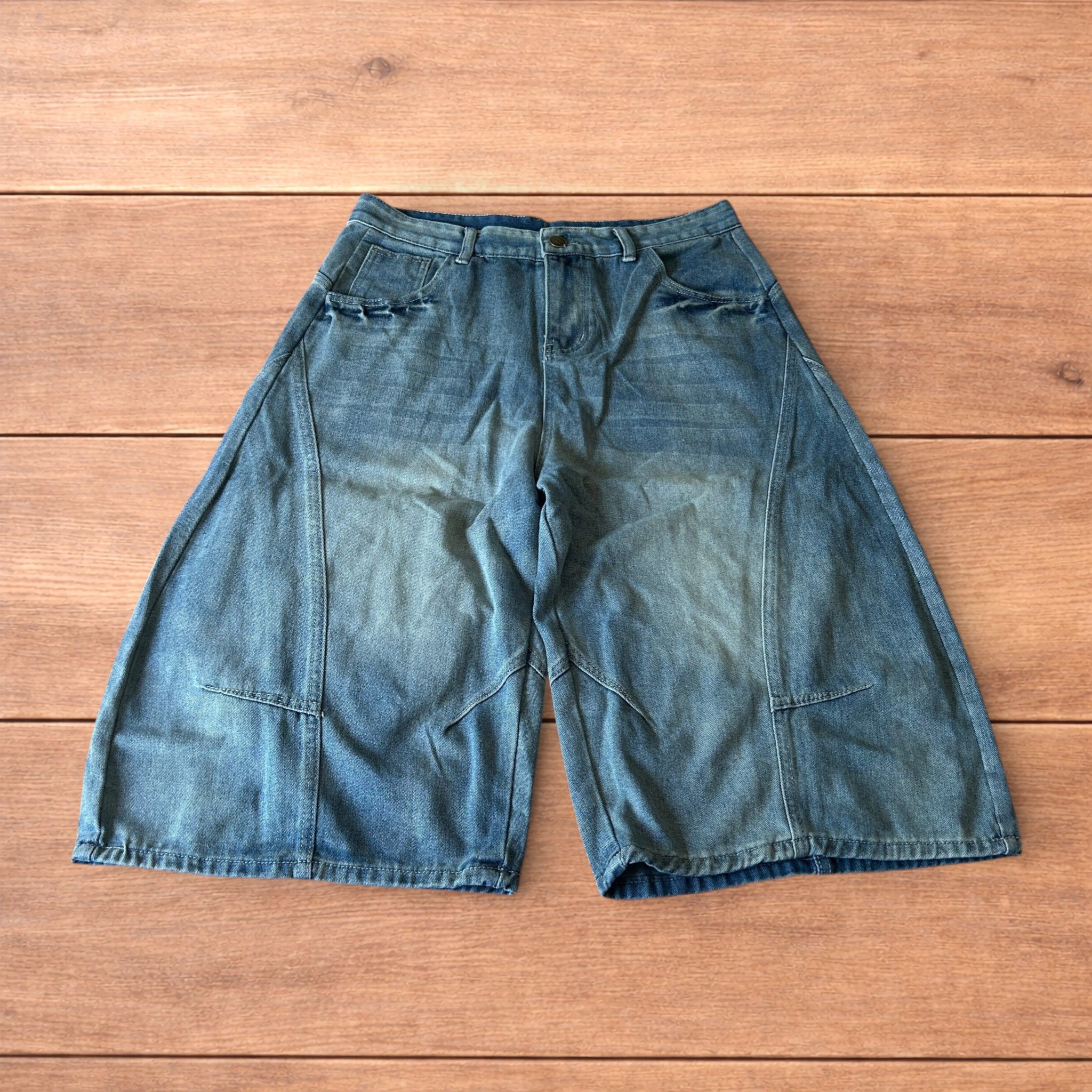Japanese Brand Super baggy wide denim shorts jorts in mid blue. Size US 34 / EU 50 - 1 Thumbnail