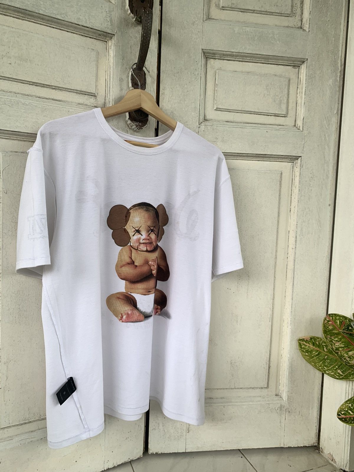 Kaws Rarely Nexus VII x Kaws x Originalfake dualprint Size US XL / EU 56 / 4 - 5 Thumbnail