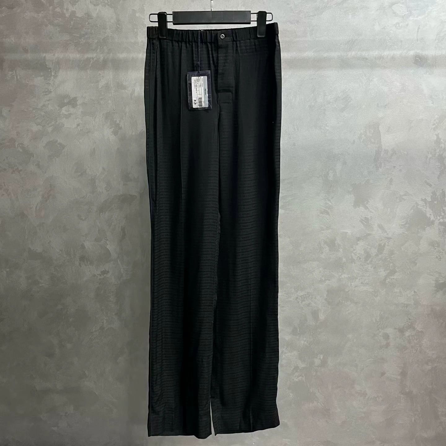 Prada prada black printed important casual pants Size US 27 - 1 Thumbnail