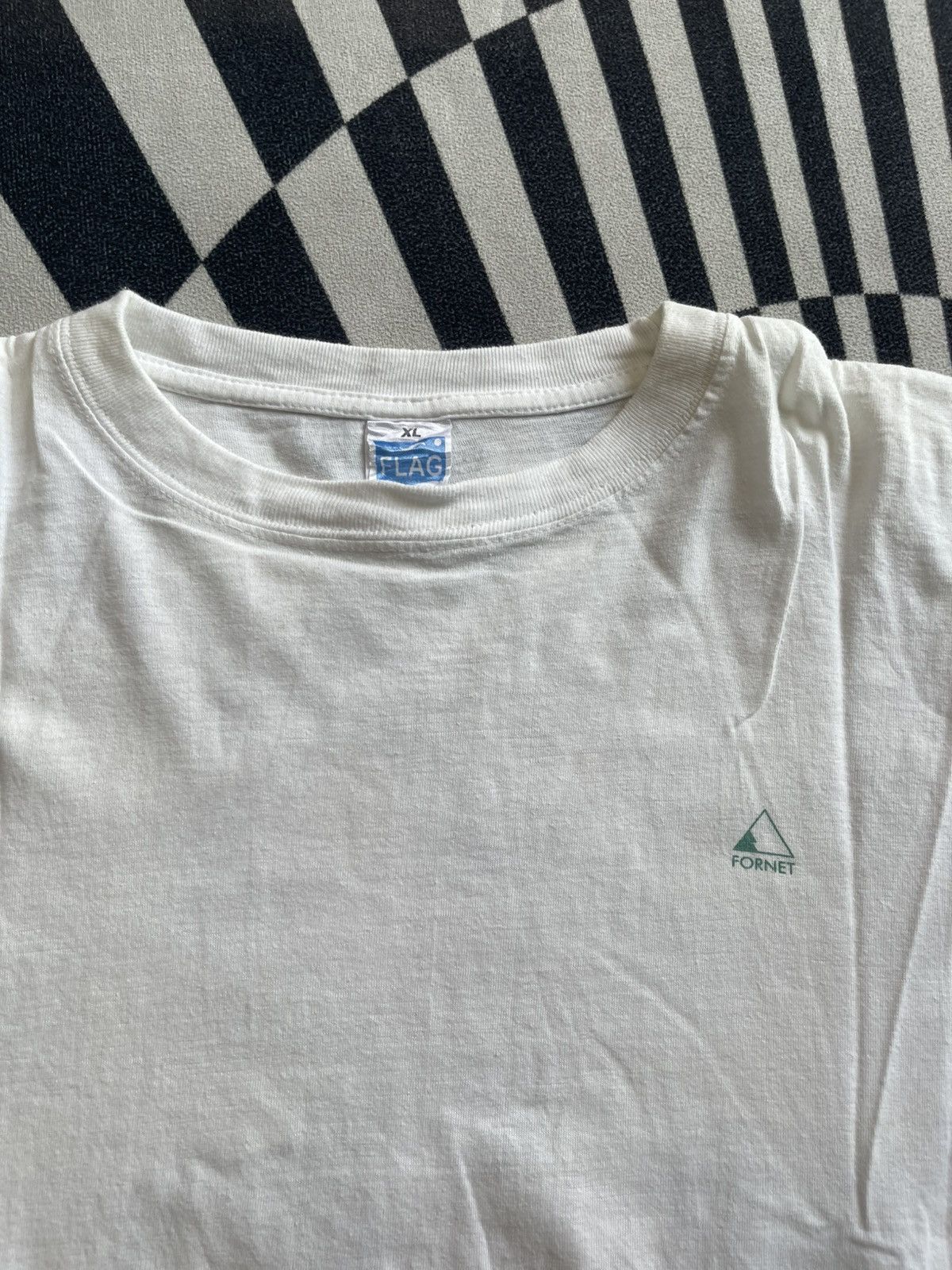 Vintage Rare Vintage Fornet "Le Mouvement" French Art T-Shirt Size US XL / EU 56 / 4 - 8 Thumbnail