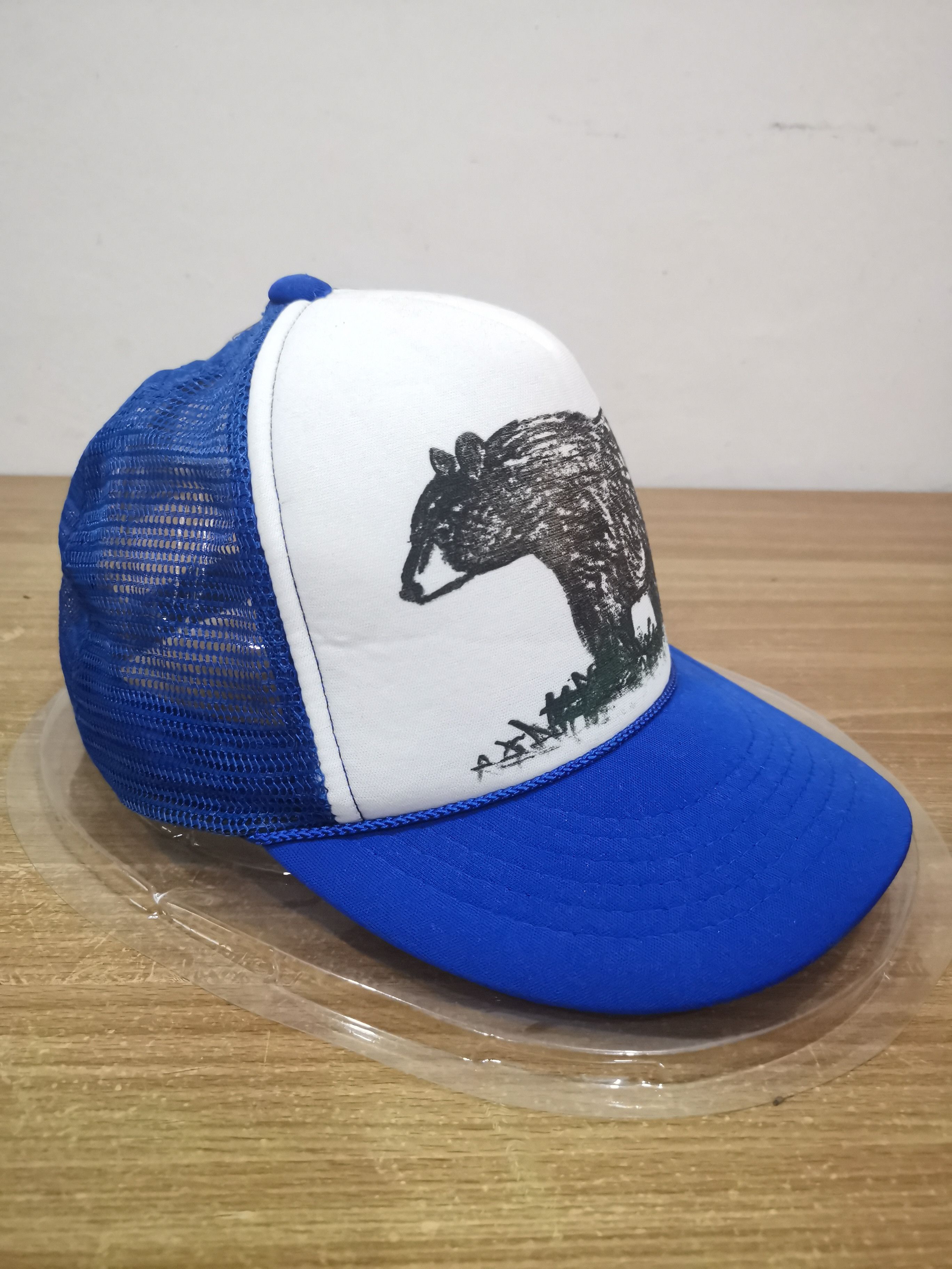 Vintage Vintage Trucker Hats Custom Sketch - Nice Bear Design Size ONE SIZE - 3 Thumbnail