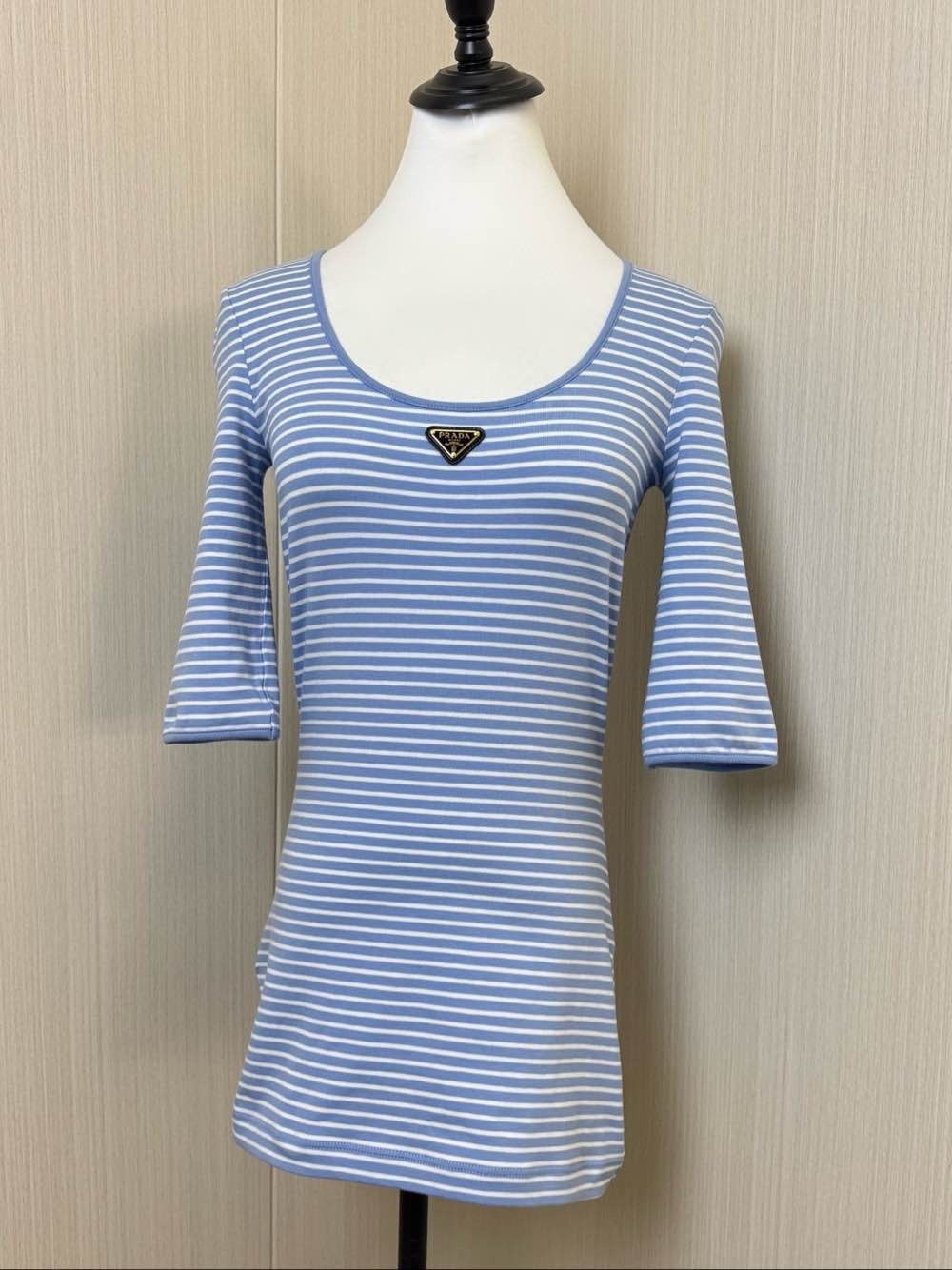 Prada Prada Striped Logo Patch T-Shirt Size 36 Size XS / US 0-2 / IT 36-38 - 1 Thumbnail