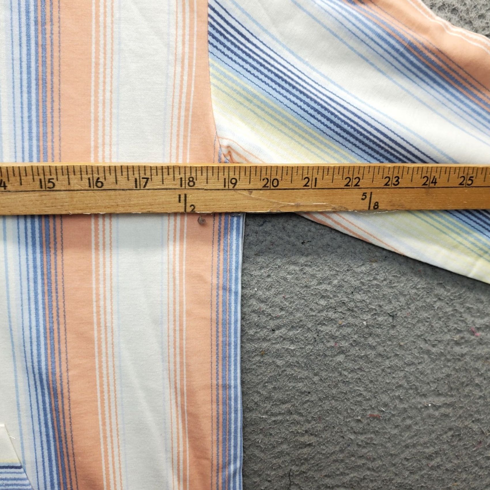 Vintage C&C California Hoodie Unisex Size S Mult striped Kangaroo Pocket Raglan Sleeve EUC Unisex Adults Mens Womens Size US S / EU 44-46 / 1 - 4 Thumbnail