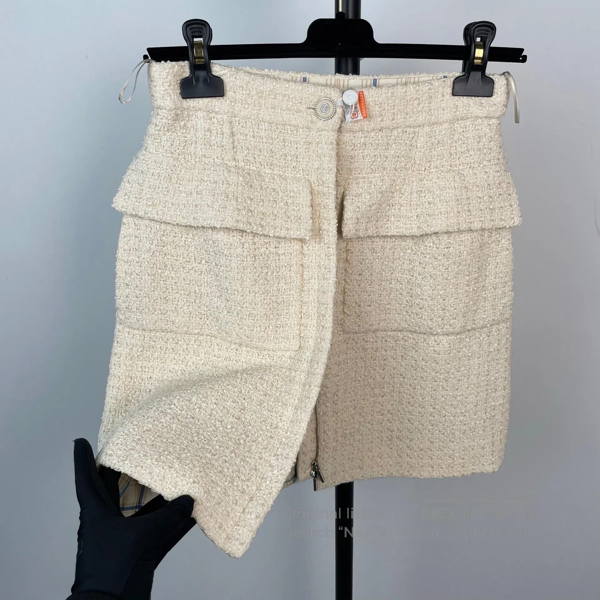 Chanel Chanel Ivory white woven double pocket short skirt| Size 35" - 3 Thumbnail