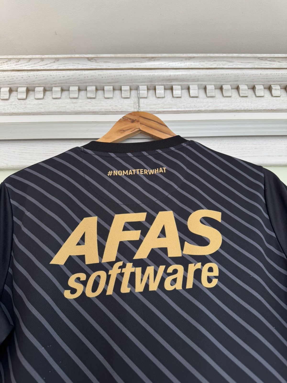 Errea Mechelen 2021-2022 Away Soccer Jersey Football Kit Shirt Size US L / EU 52-54 / 3 - 11 Thumbnail