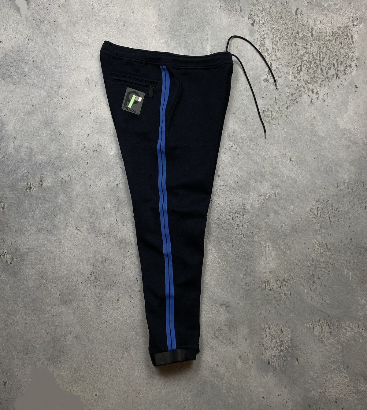 Prada Prada AW 2018 sweatpants Size US 34 / EU 50 - 1 Thumbnail