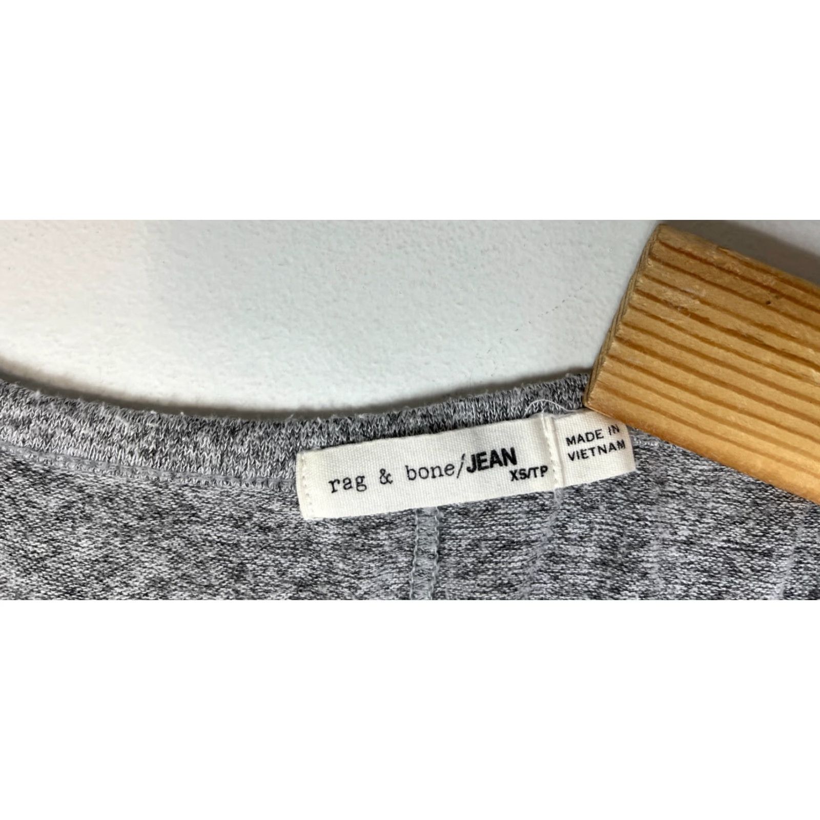 Rag & Bone VINTAGE Rag & Bone/Jean Long Sleeve V-Neck Sweater XS Women’s Pullover Gray N/A Size XS / US 0-2 / IT 36-38 - 5 Thumbnail