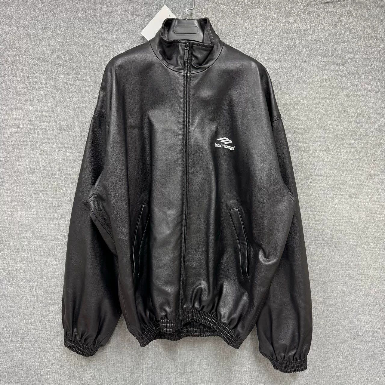 Balenciaga Balenciaga Jacket Outerwear Casual Size US S / EU 44-46 / 1 - 1 Thumbnail
