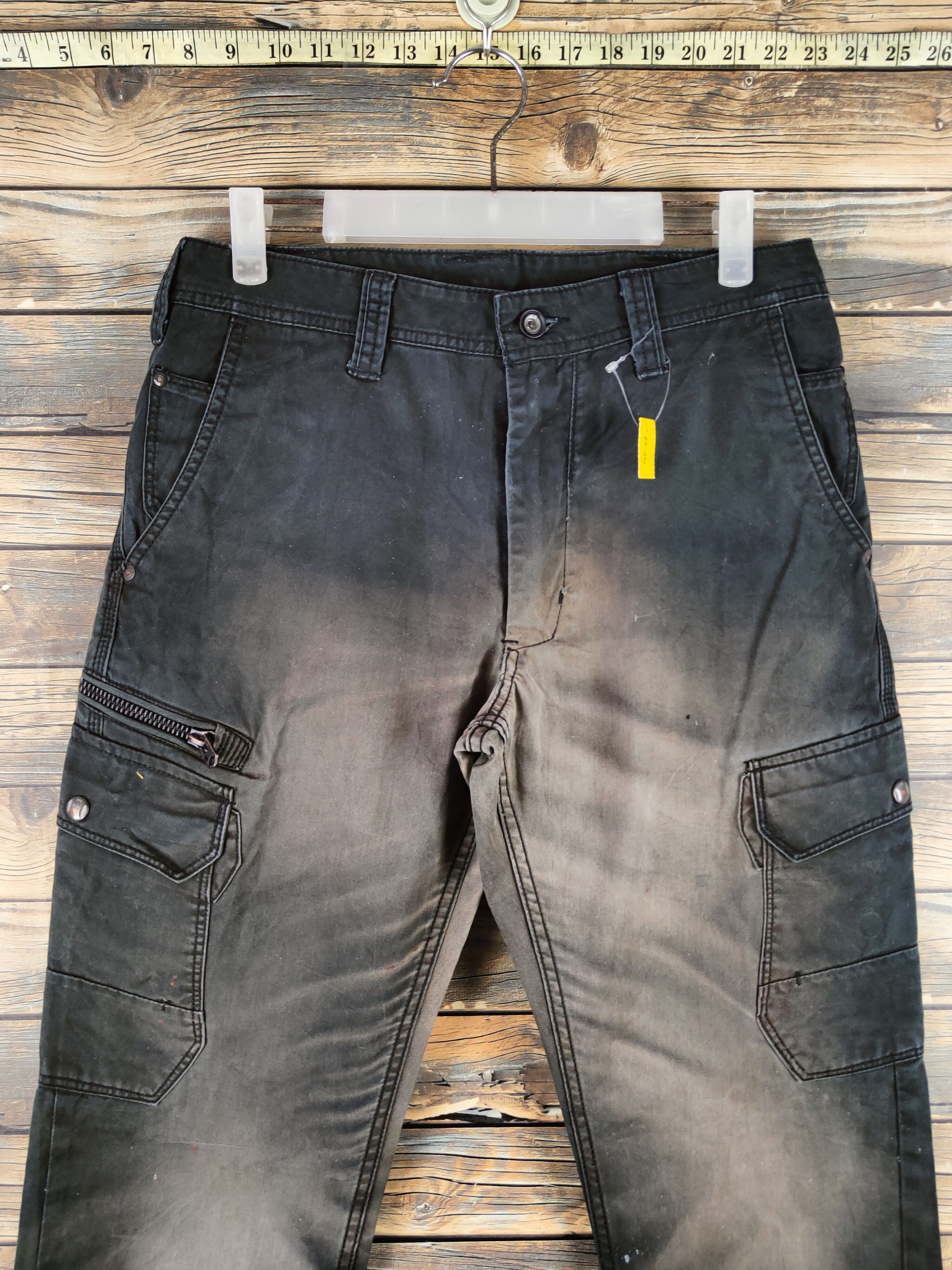 Japanese Brand DL Evenriver Black Faded Multipocket Cargo Pants #46-361 Size US 30 / EU 46 - 2 Thumbnail