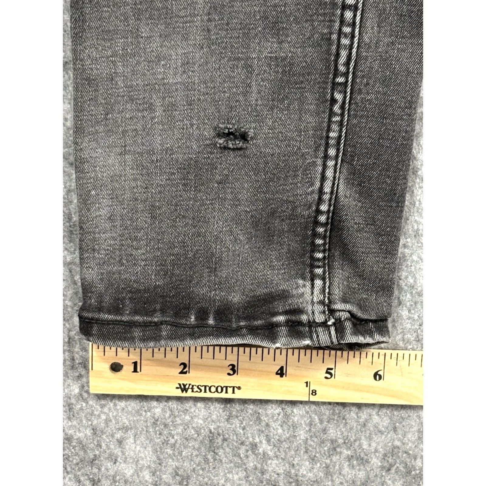 Old Navy Old Navy Men's Faded Black Slim 360° Tech Stretch Distressed Denim Jeans 30x32 Size US 30 / EU 46 - 8 Thumbnail