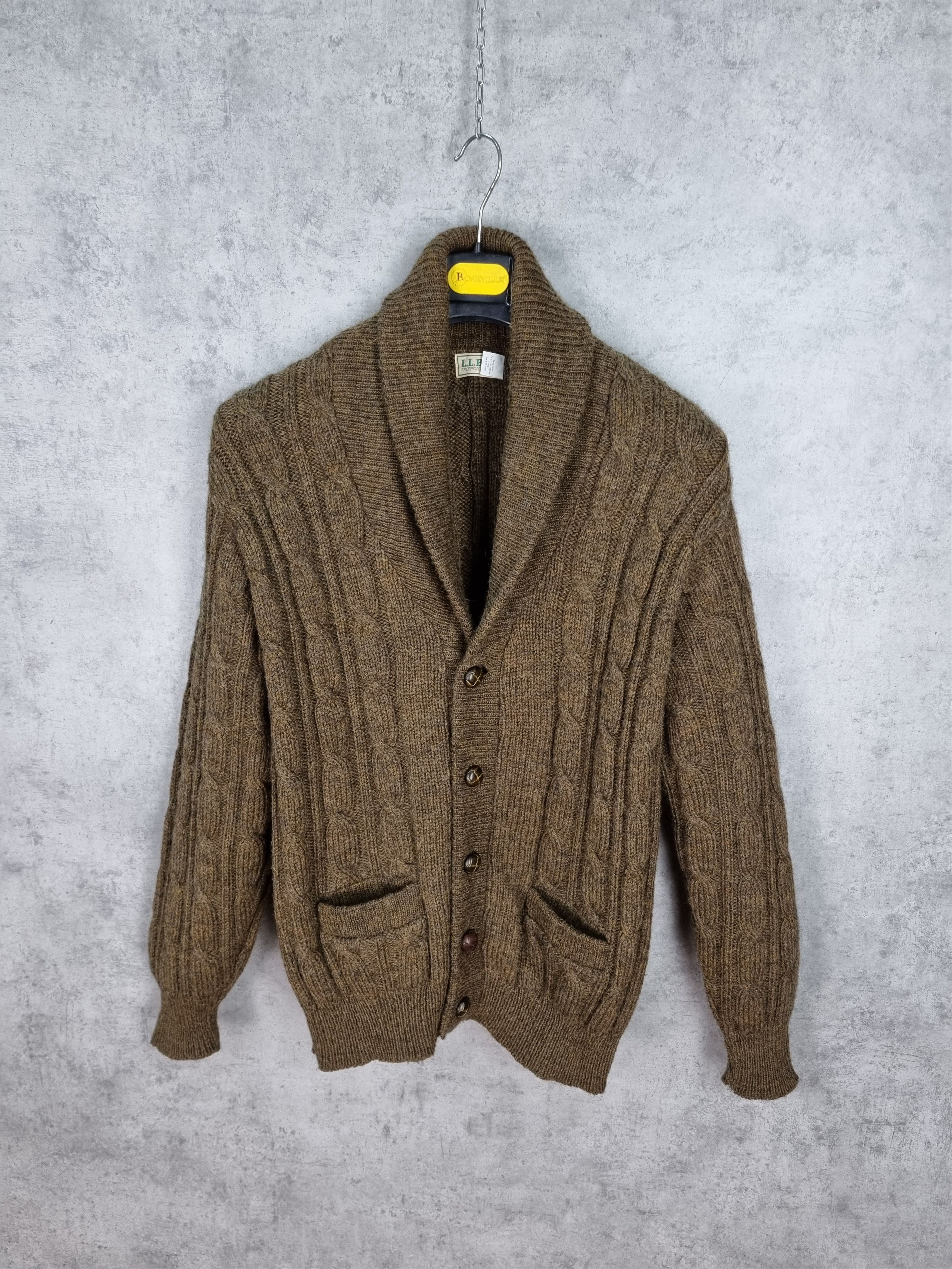 L.L. Bean L.L.Bean Virgin Wool Cable Knitted Cardigan Size US M / EU 48-50 / 2 - 3 Thumbnail