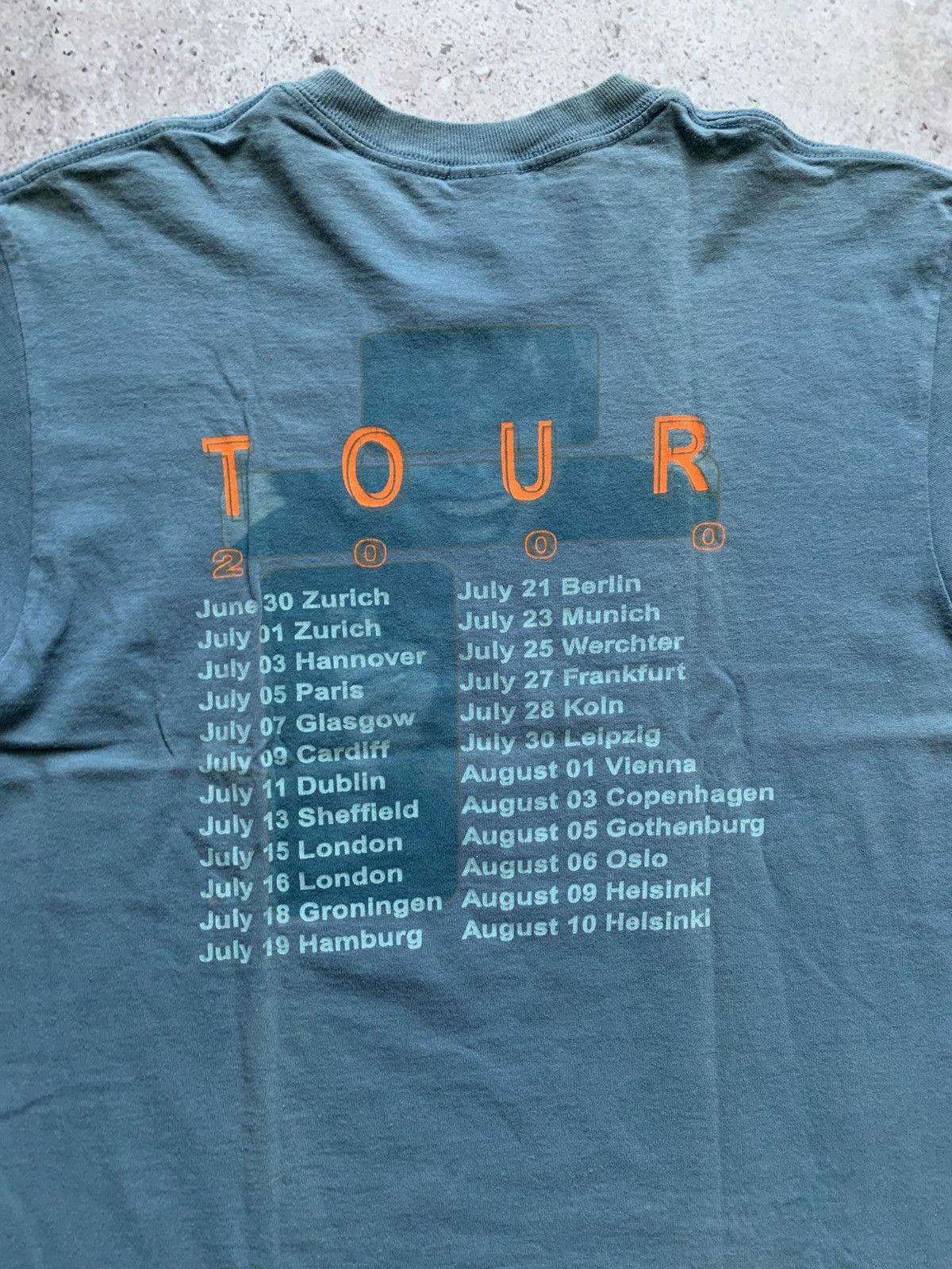 Band Tees 🔥VINTAGE TINA TURNER TWENTY FOUR SEVEN 2000 TOUR T-SHIRT Size US M / EU 48-50 / 2 - 13 Thumbnail