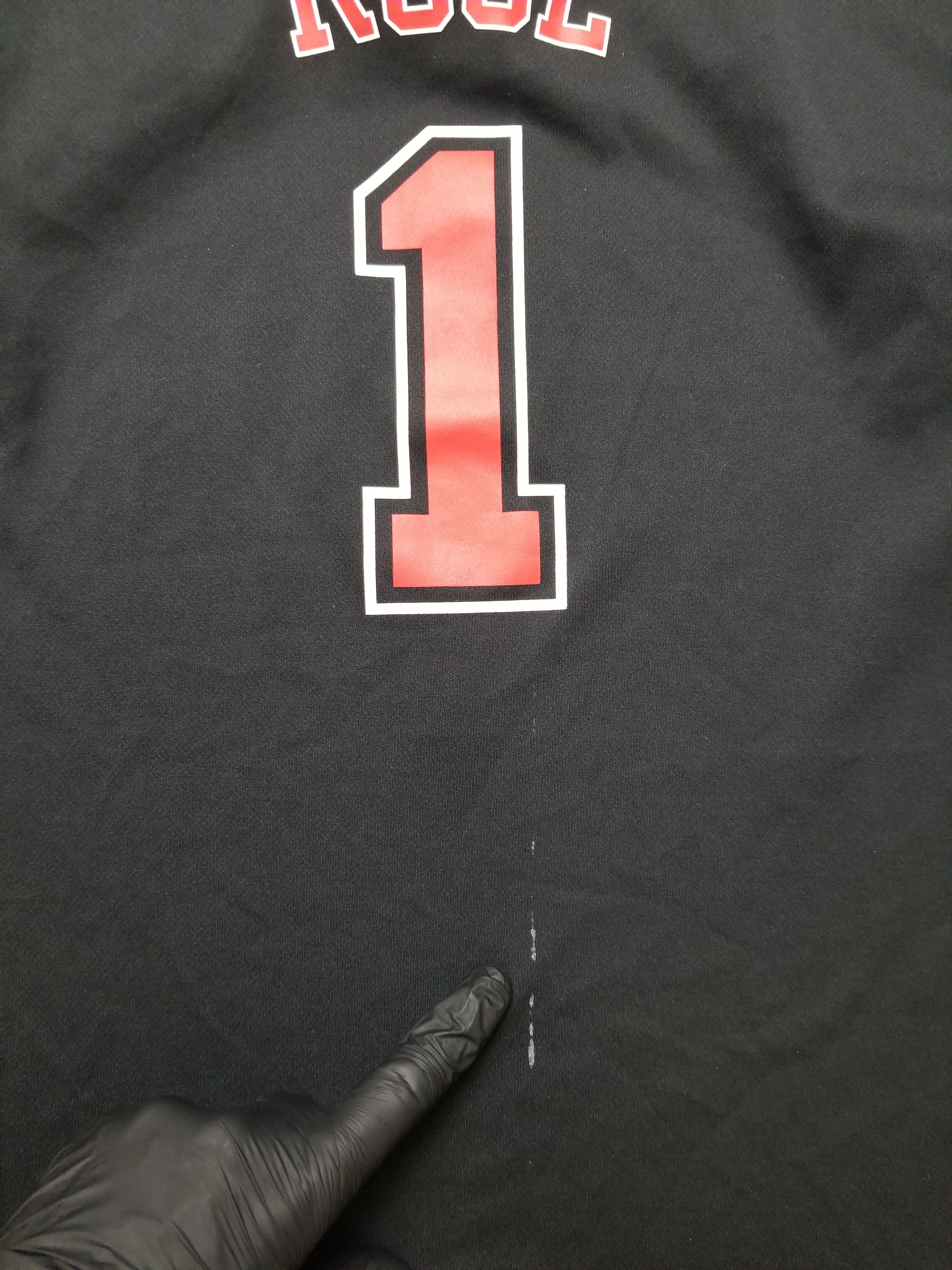 Adidas Derrick Rose #1 Chicago Bulls NBA Basketball Jersey Size US XL / EU 56 / 4 - 5 Thumbnail