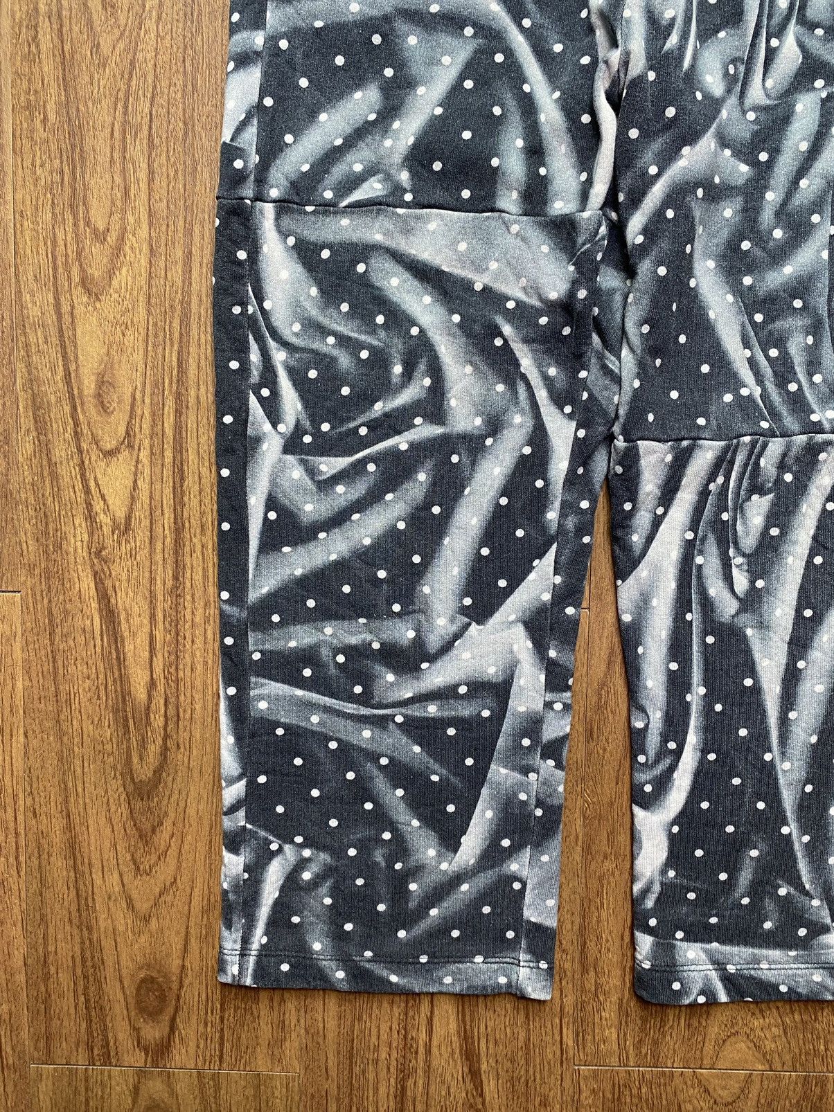 Maison Margiela MM6 Abstract Sweatpants Size US 30 / EU 46 - 4 Thumbnail