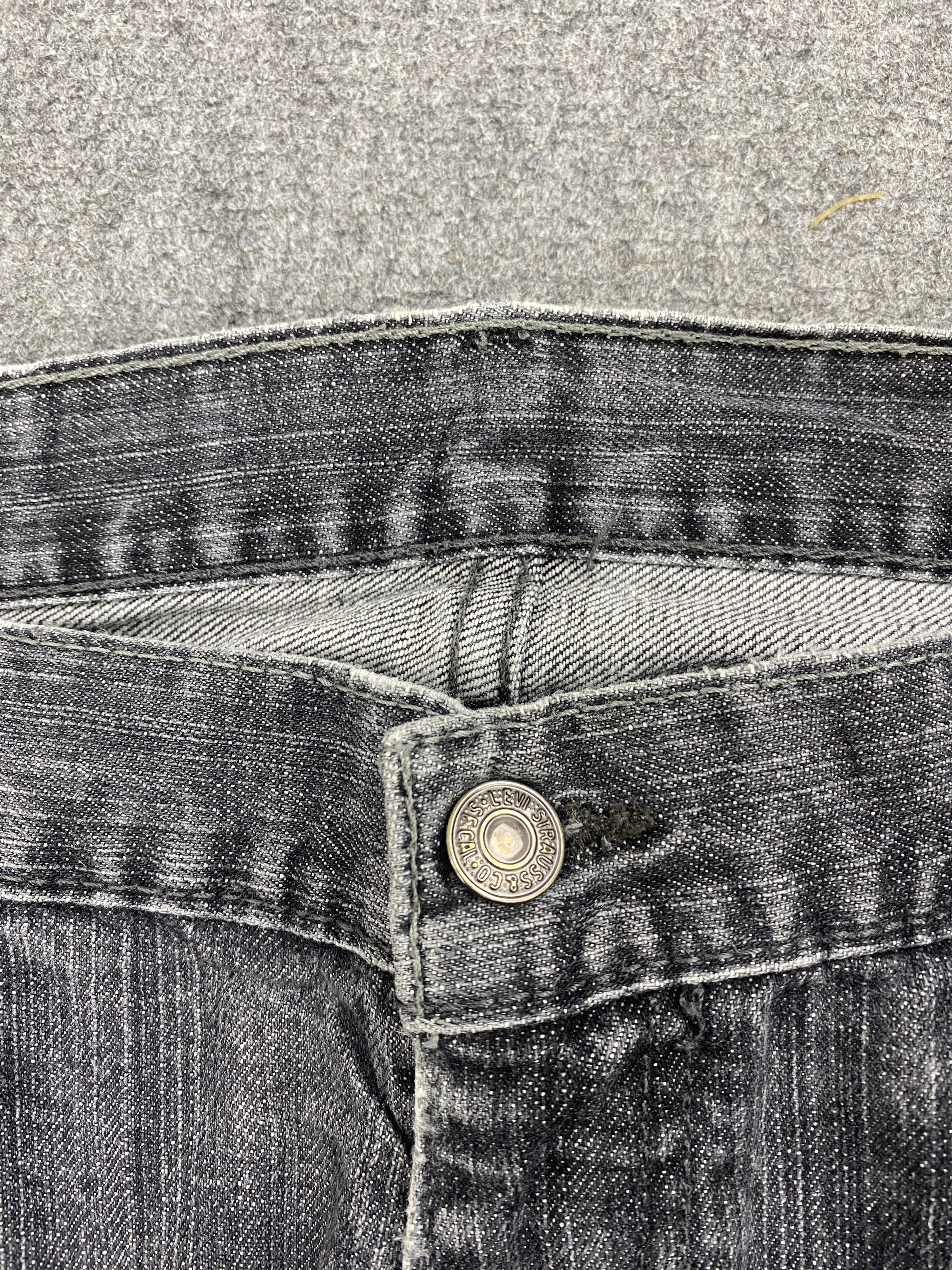 Levi's × Vintage Faded Black Vintage Levis 559 Jeans Size US 35 - 8 Thumbnail