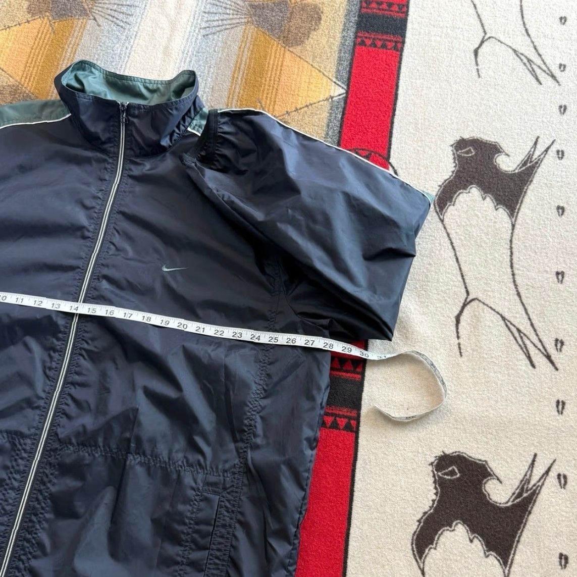 Nike VINTAGE Nike Full Zip Windbreaker Jacket 2XL Men Blue Green 90s Weather Travel 90s Mens Jacket Size US XXL / EU 58 / 5 - 7 Thumbnail