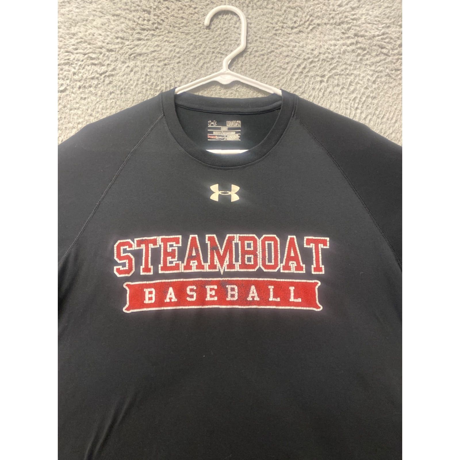 Under Armour VINTAGE? No. Under Armour Tee Shirt T Men's Adult M Black Heatgear Loose T-Shirt 117-26 Size US M / EU 48-50 / 2 - 2 Thumbnail