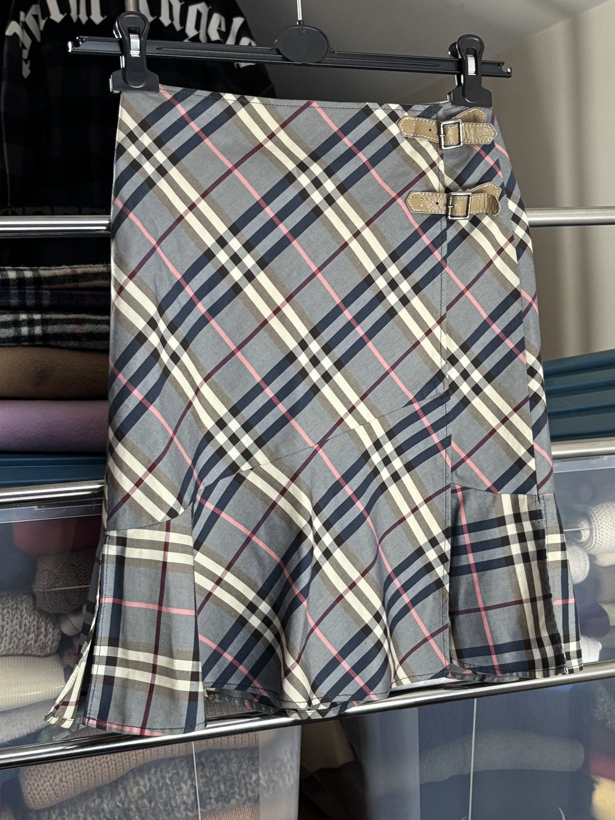 Burberry Burberry Blue Label Nova Check Skirt Japanese Vintage Rare Size 27" / US 4 / IT 40 - 2 Thumbnail