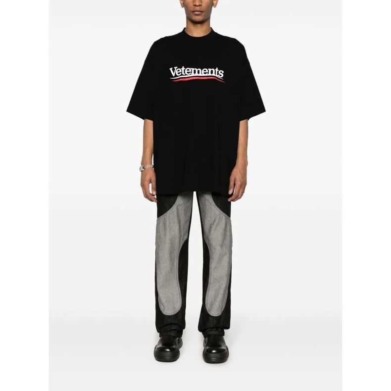 Vetements Vetements Men's short-sleeve T-shirt, size M Size US M / EU 48-50 / 2 - 1 Thumbnail