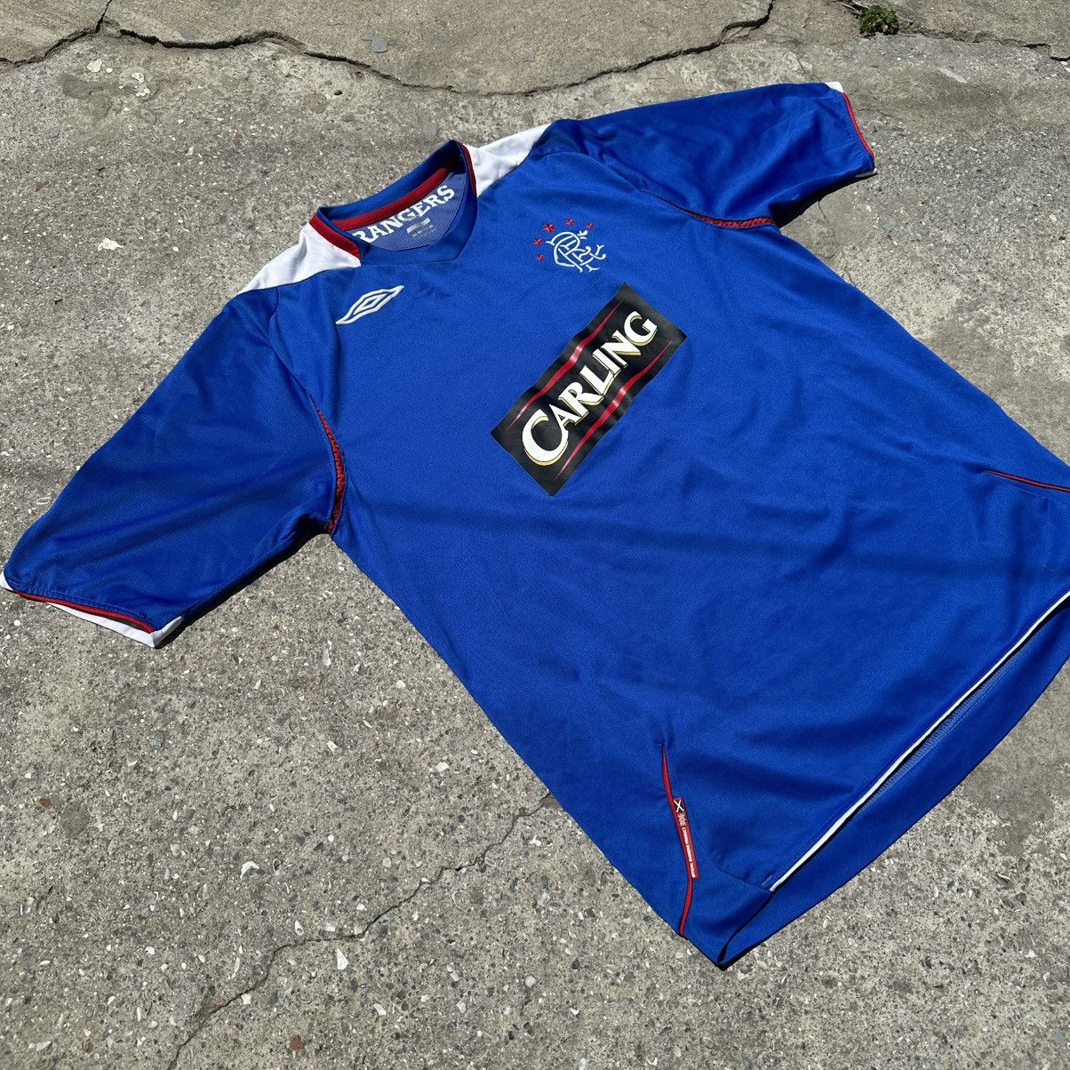 Umbro UMBRO VINTAGE Rangers FC HOMME 2006/2007 LORNA Soccer jersey Size US L / EU 52-54 / 3 - 3 Thumbnail