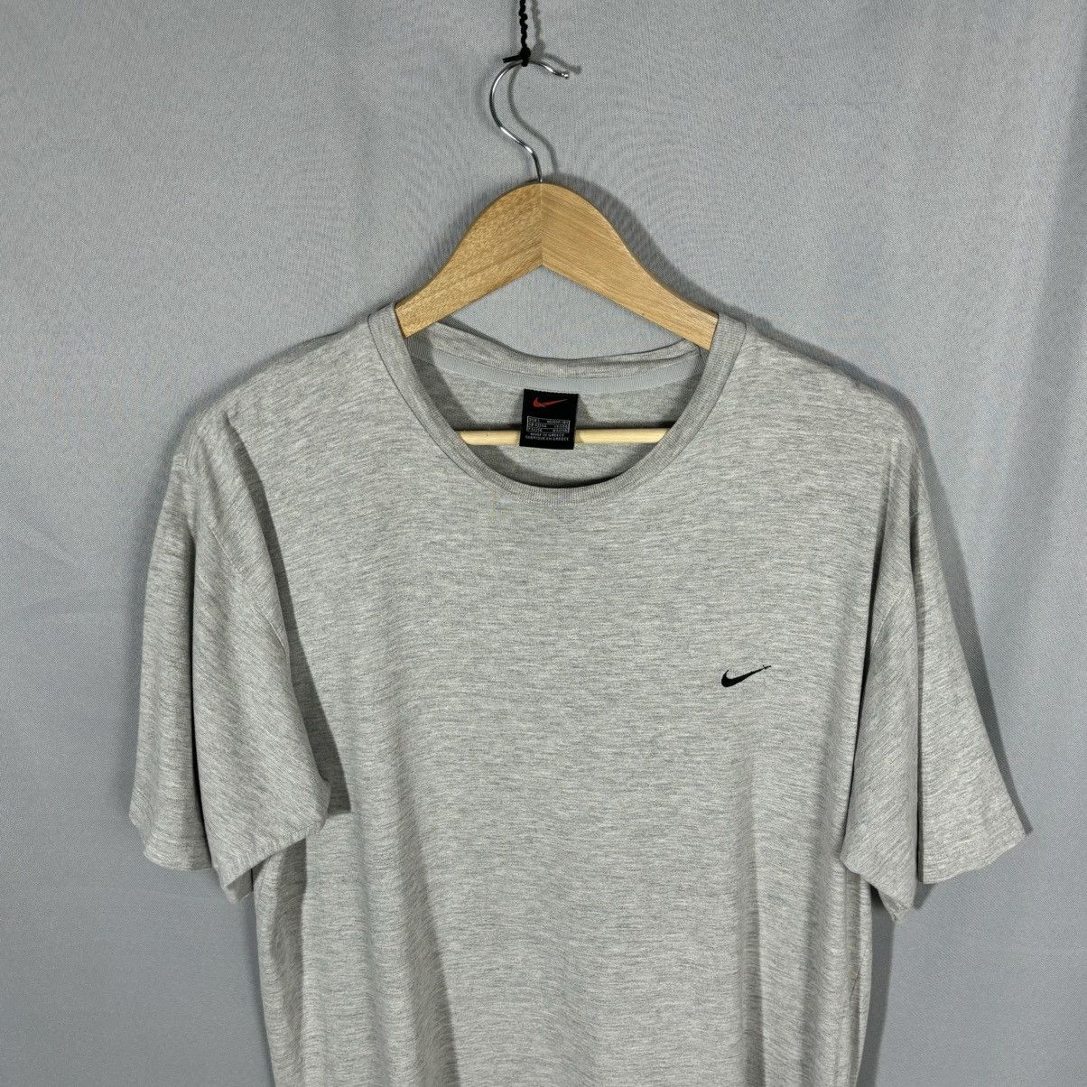 Nike Nike vintage basic t-shirt grey large rare Size US L / EU 52-54 / 3 - 1 Thumbnail
