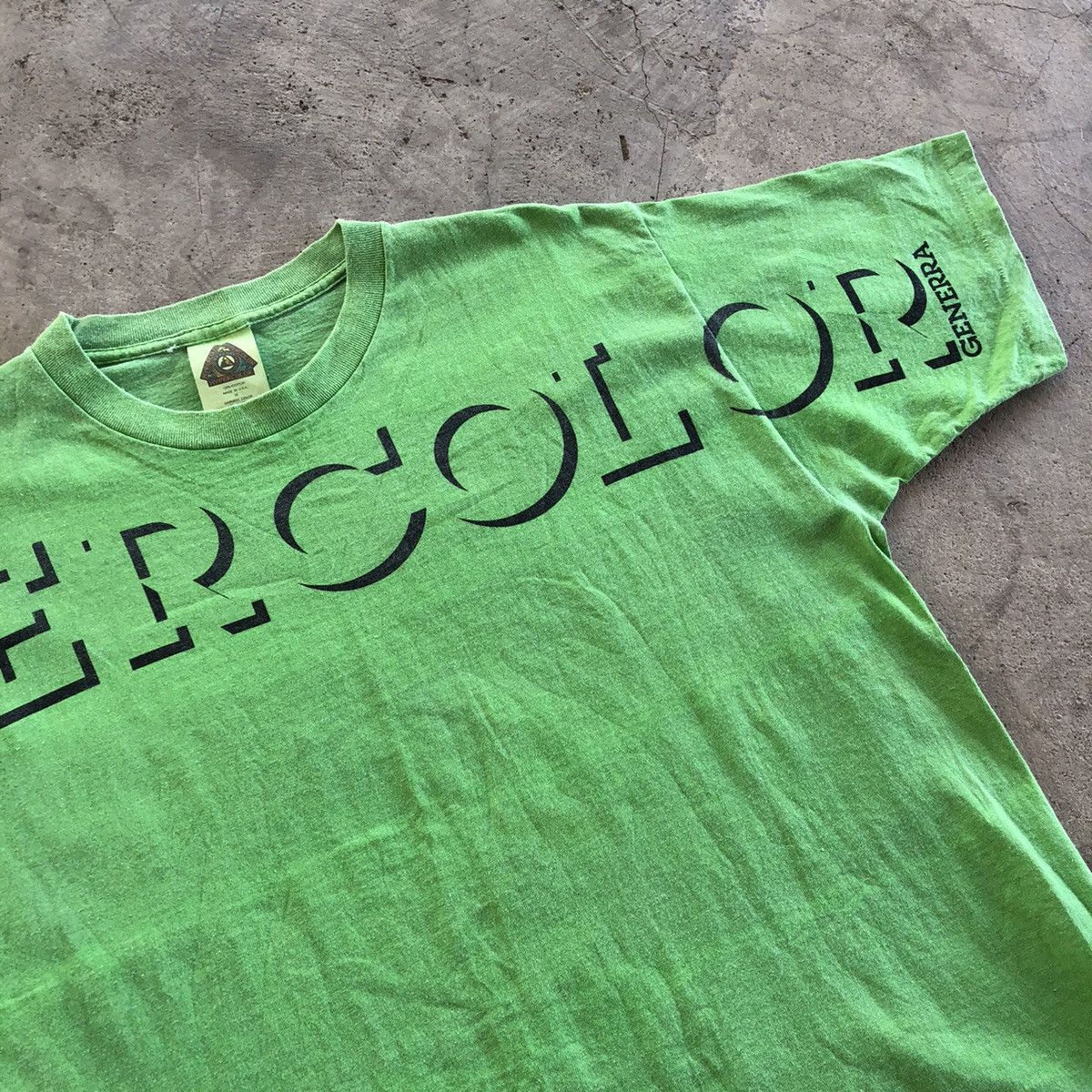 Generra HYPERCOLOUR Big Spellout Printed T-Shirt Size US M / EU 48-50 / 2 - 3 Thumbnail