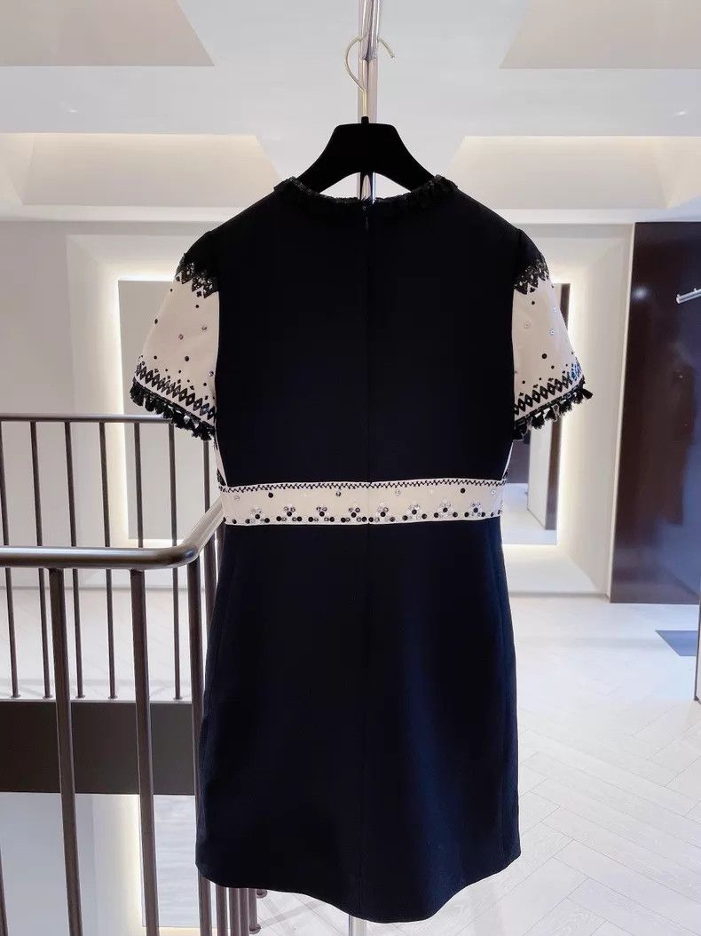 Valentino Valentino Black and white color-blocked dress skirt Size M / US 6-8 / IT 42-44 - 2 Thumbnail