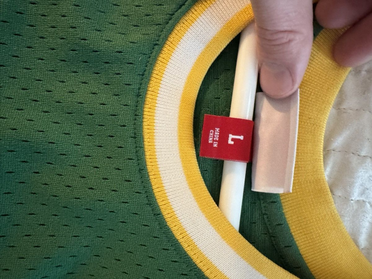 Mitchell & Ness Shawn Kemp Sonics Jersey 94-95 Mitchess & Ness Sal Size US L / EU 52-54 / 3 - 2 Thumbnail