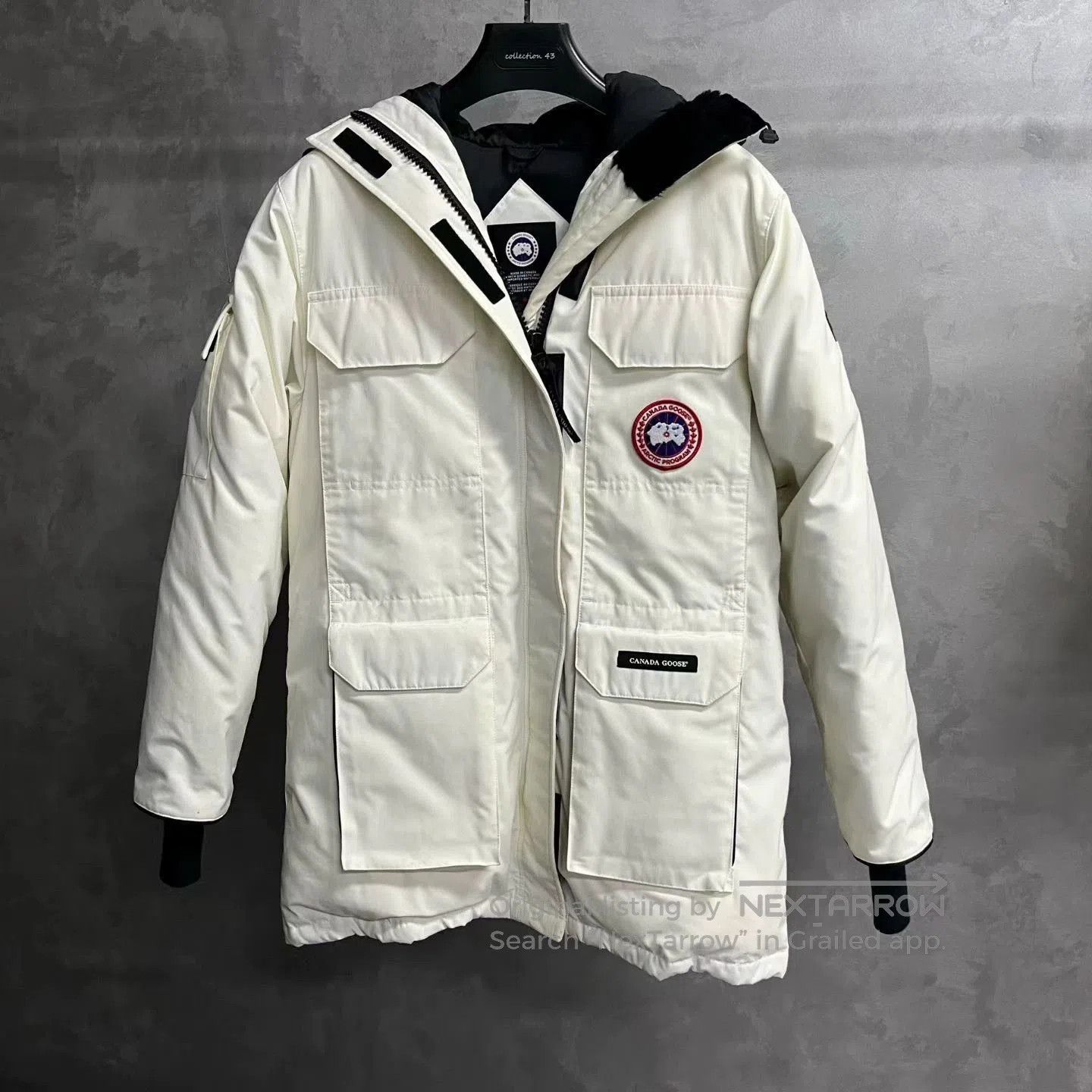 Canada Goose canada goose white parka with fur hood. Size US M / EU 48-50 / 2 - 1 Thumbnail