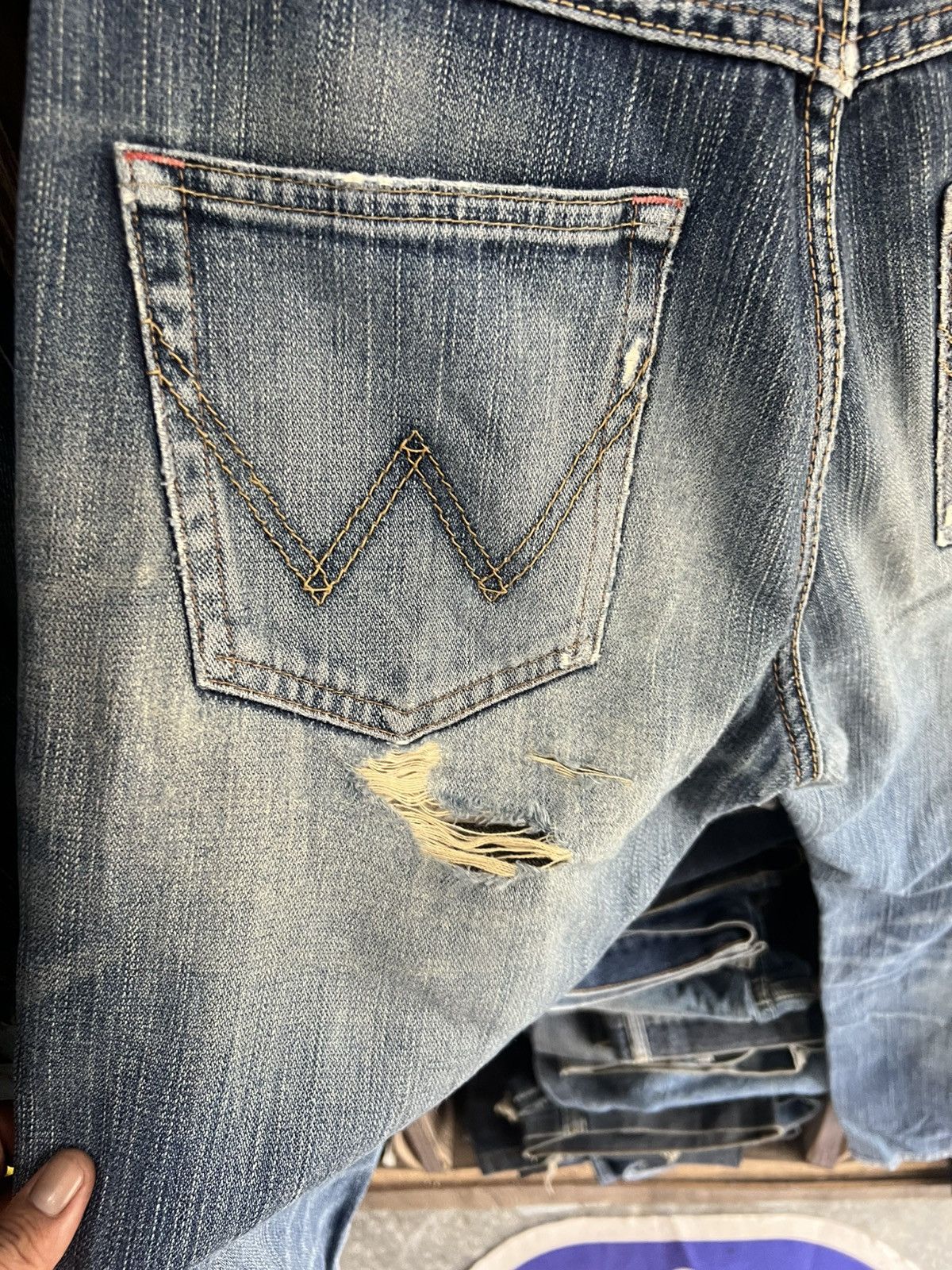 Wrangler 🔥Vintage Wrangler Distressed Denim Size US 30 / EU 46 - 12 Thumbnail