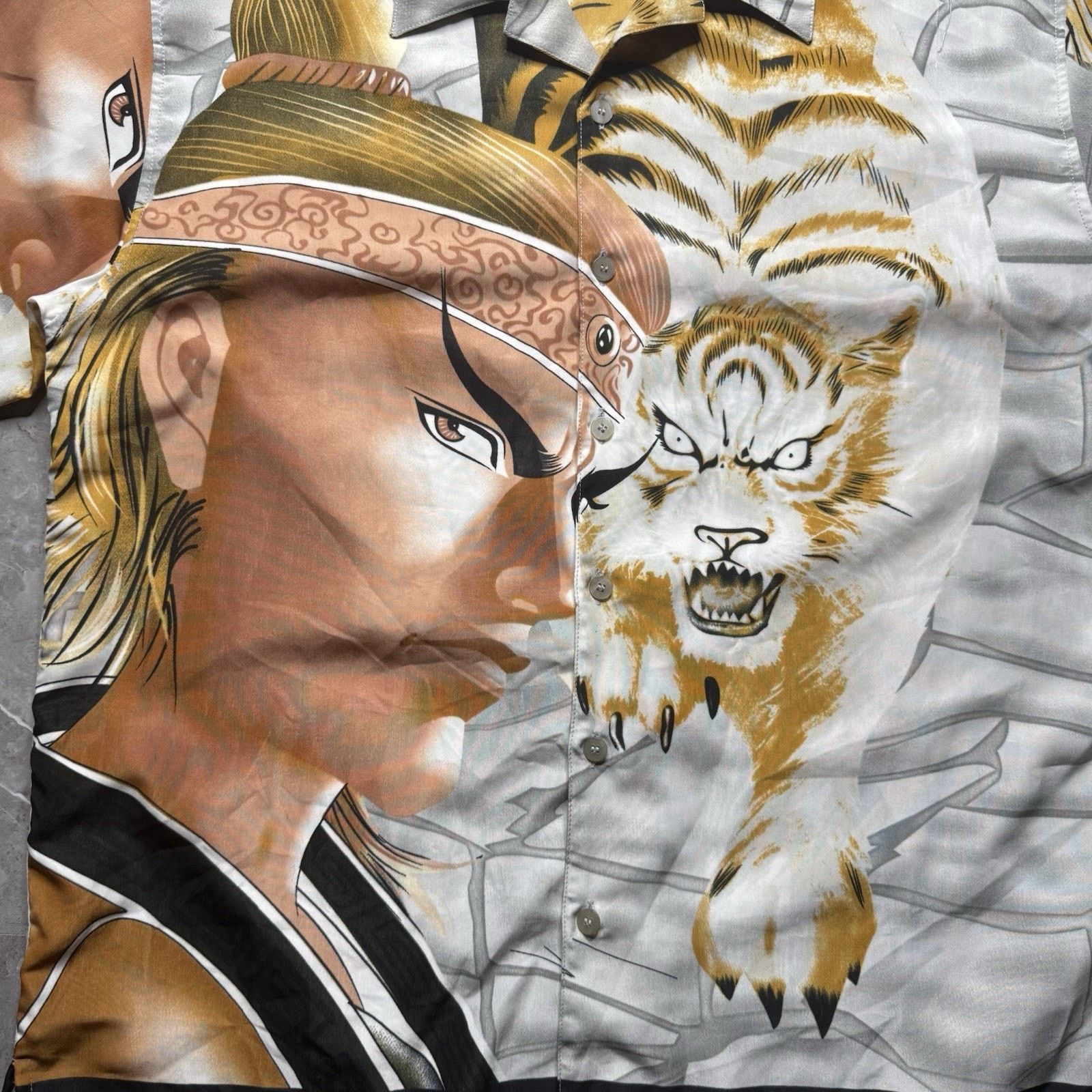 Vintage Vintage Y2K Claudio Nucci Anime Warrior Tiger Shirt Large Size US L / EU 52-54 / 3 - 3 Thumbnail