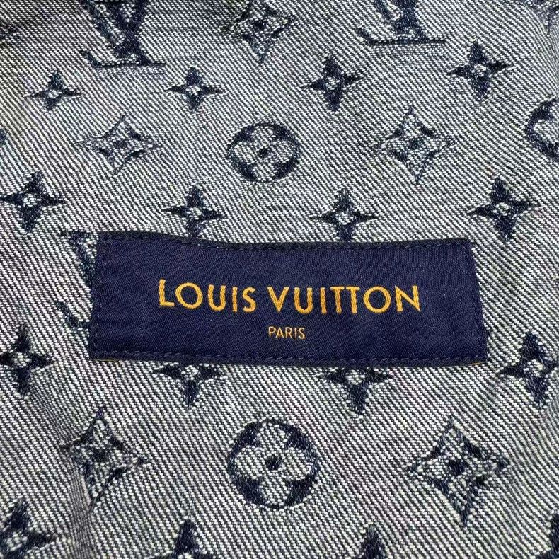 Louis Vuitton Louis Vuitton Structured paneled denim jacket 2501-Nextarro Size US M / EU 48-50 / 2 - 5 Thumbnail