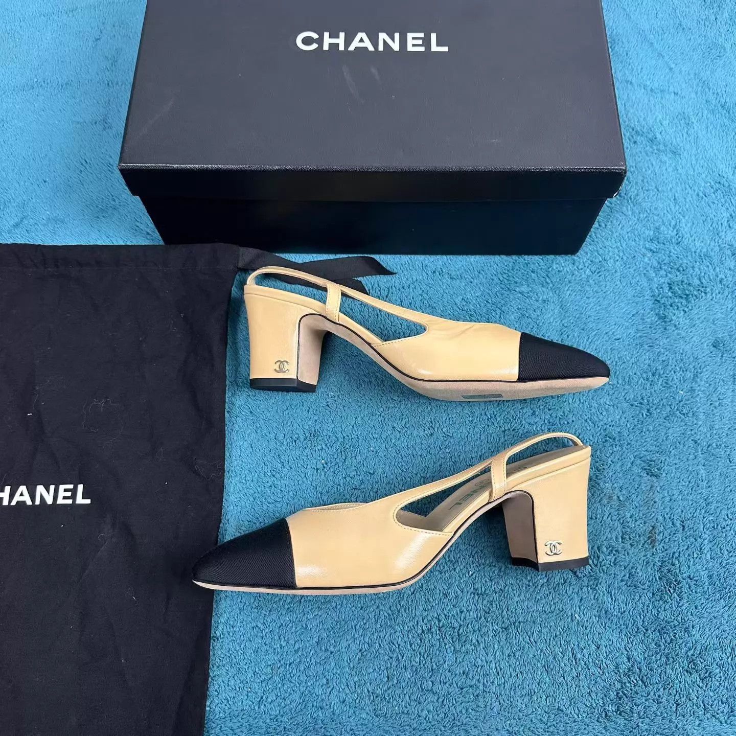 Chanel Chanel Beige Back Lace-up Block Heel Pumps 38 Size US 7.5 / IT 37.5 - 2 Thumbnail