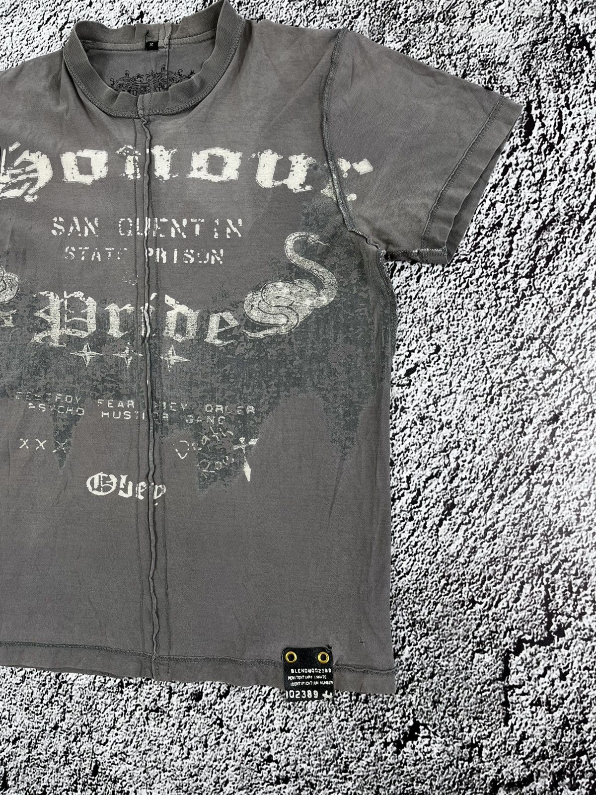 Vintage Vintage Y2K Japanese faded big logo patchwork t shirt M Size US M / EU 48-50 / 2 - 3 Thumbnail