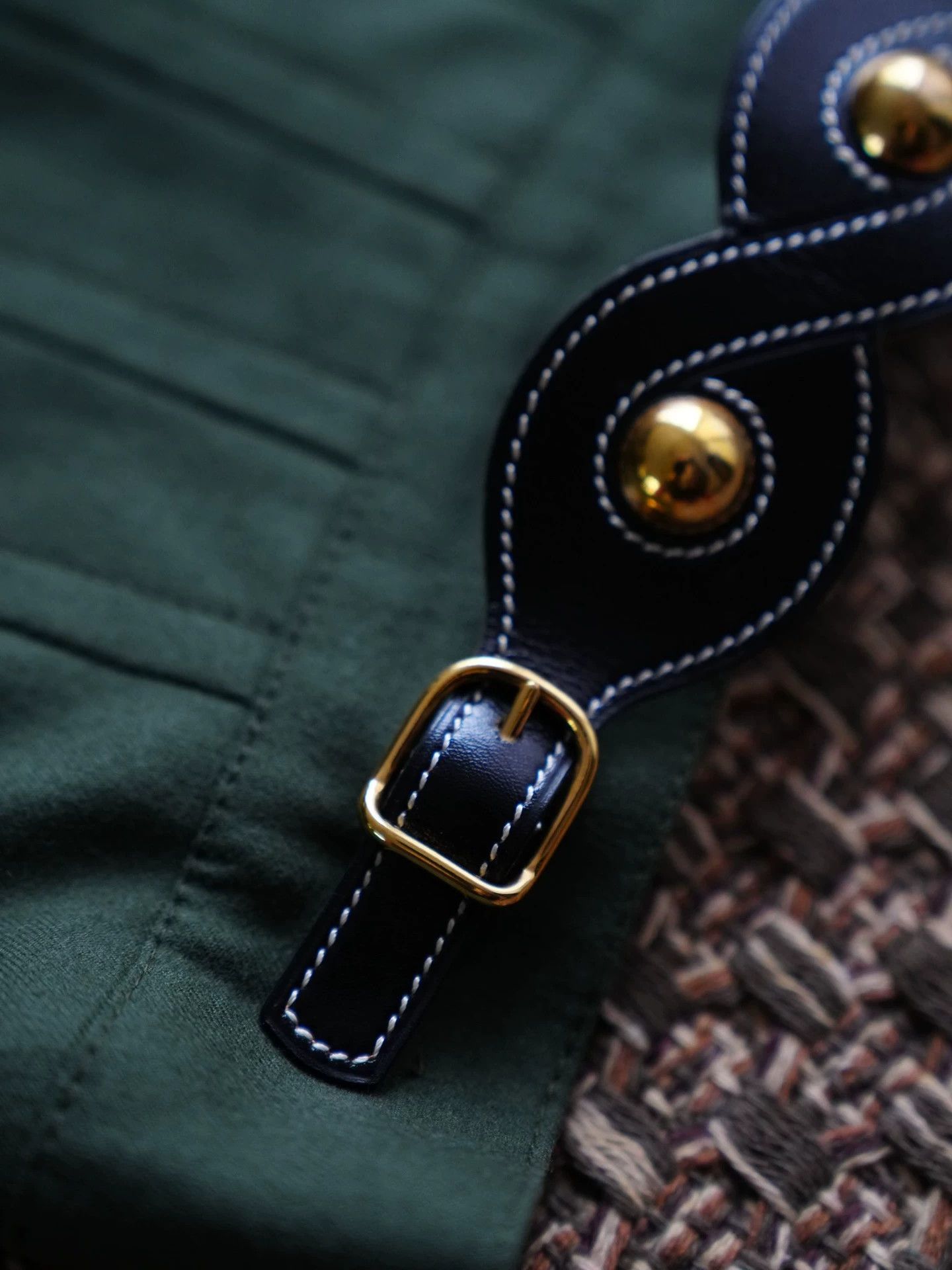 Hermes Hermes Vintage Dark Green Wool Pleated Skirt FR40/L Size 28" / US 6 / IT 42 - 5 Thumbnail