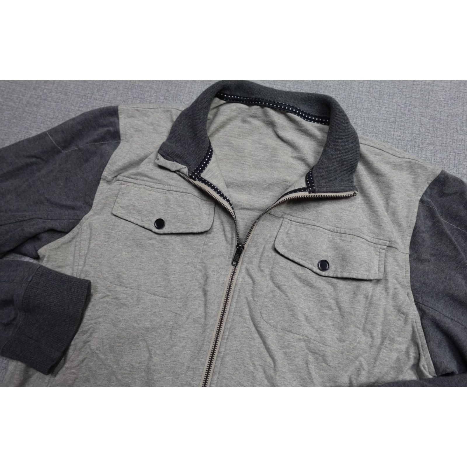 Lululemon Lululemon Sweatshirt Mens Large Gray Full Zip Performance Stretch Yoga Comfort Shirt Size US L / EU 52-54 / 3 - 2 Thumbnail