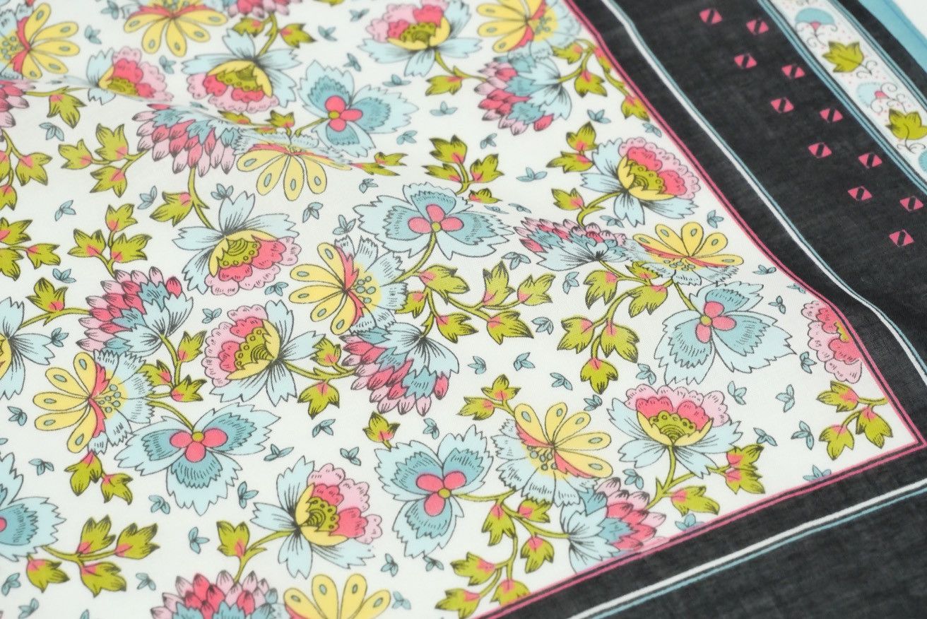 Japanese Brand Vintage Japanese Handkerchief Size ONE SIZE - 5 Thumbnail