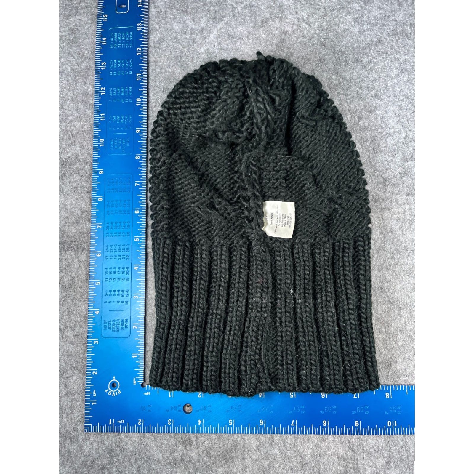 Vintage Berkshire Handkerchief Co Beanie Adult One Size Black Cable Knit Acrylic Pom Hat Size ONE SIZE - 6 Thumbnail