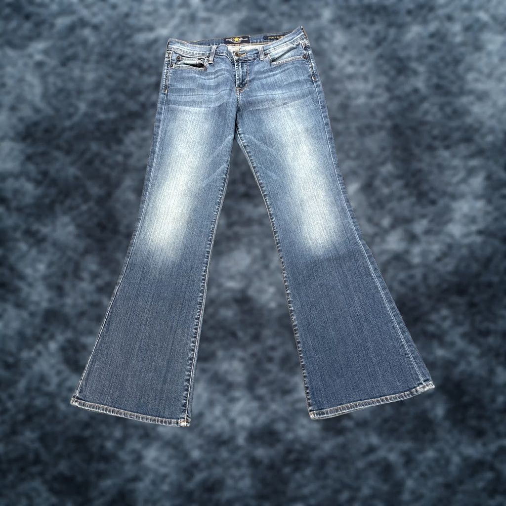 Lucky Brand VTG Lucky Brand Jeans Womens 30x31 Medium Wash Bootcut Flare Denim 5-Pocket City Modern Mens? Womens Size 30" / US 8 / IT 44 - 1 Thumbnail