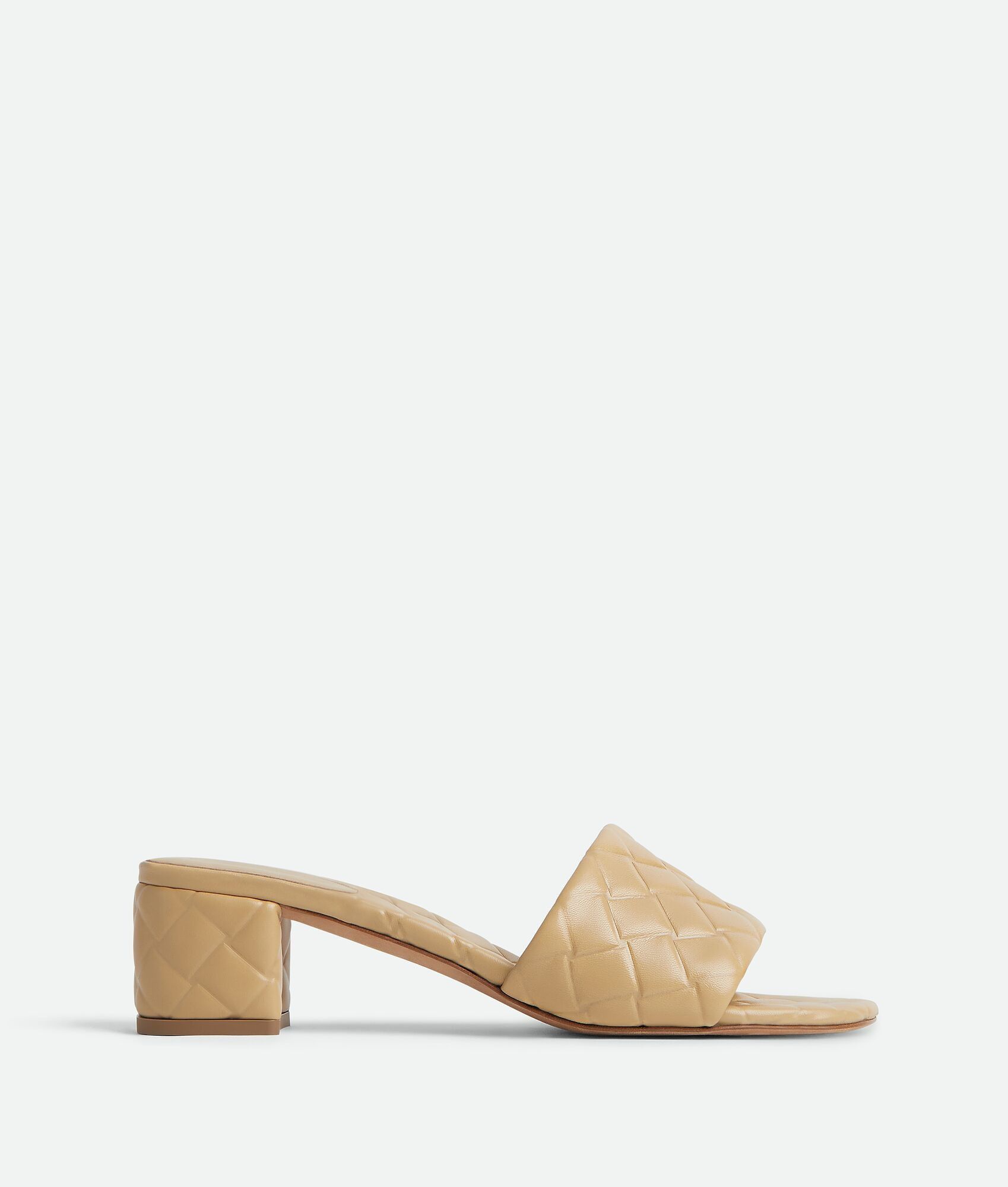Bottega Veneta o1bcso1str0725 Amy Mules in Beige Size US 7.5 / IT 37.5 - 1 Thumbnail
