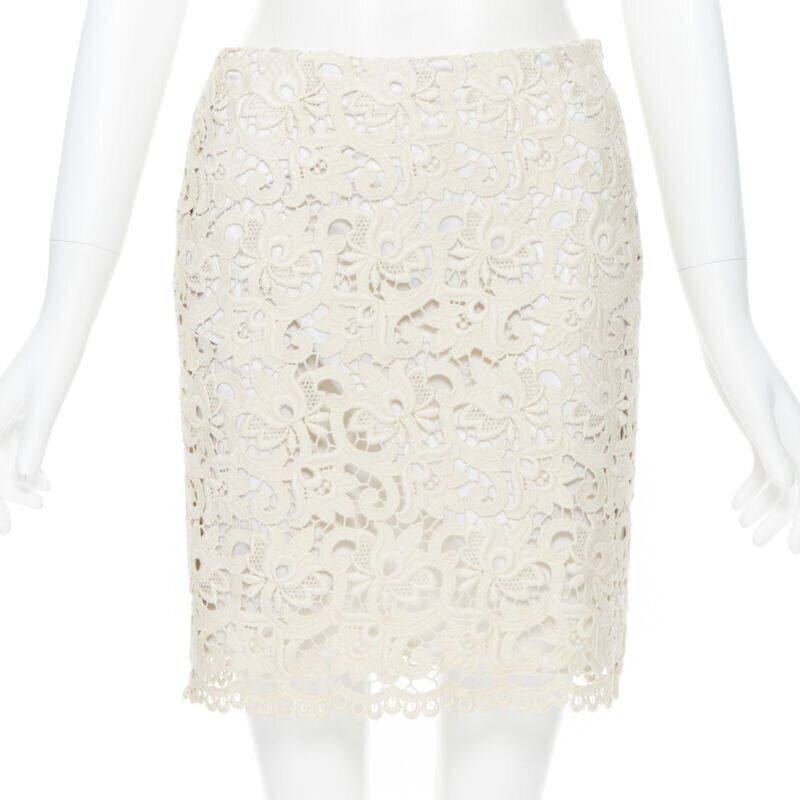 Michael Kors MICHAEL KORS COLLECTION beige embroidered lace fited skirt US2 26" Size 27" / US 4 / IT 40 - 1 Thumbnail