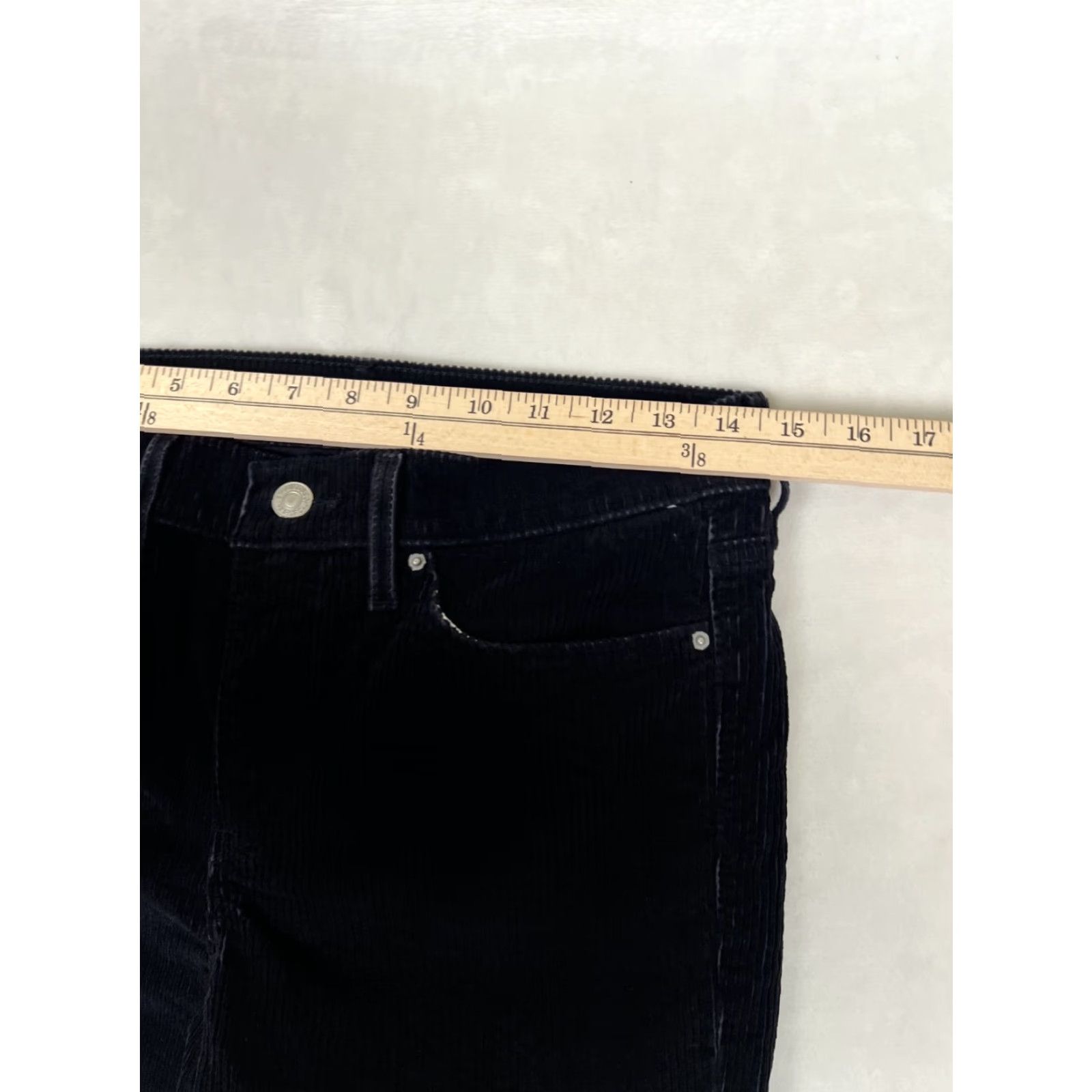 Levi's Levi's Corduroy Black Straight Leg Pants Women's 29x30 Regular Inseam 30" Y2K 90s Preppy Winter Chino Pockets Size 29" - 3 Thumbnail